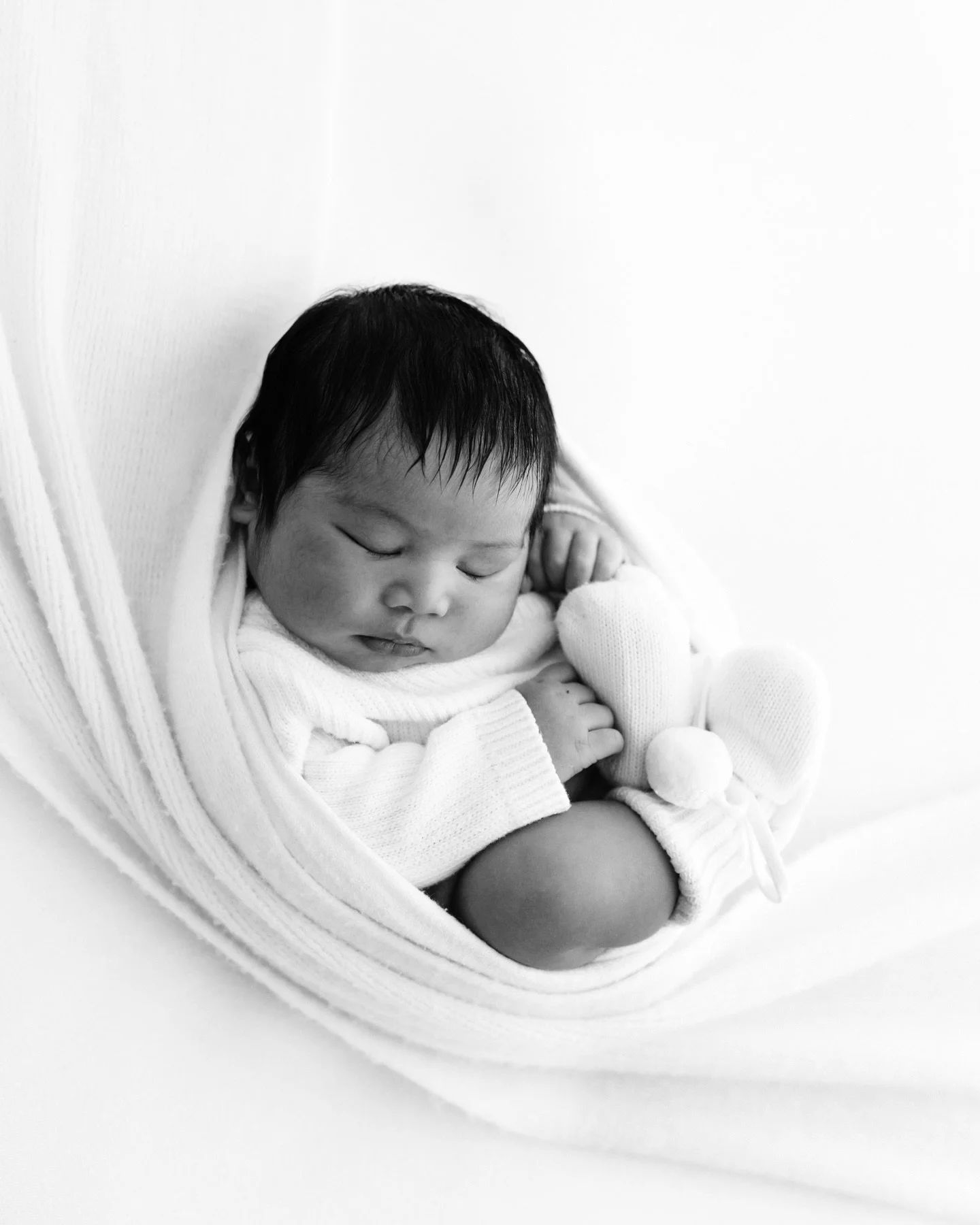 Such a privilege to welcome families back in the studio to document their families as they grow and this beautiful family with baby no.3&hellip;. gorgeous baby Kai ♡︎

Melbourne | Newborn Photographer

#melbournenewbornphotographer #babyphoto #melbou