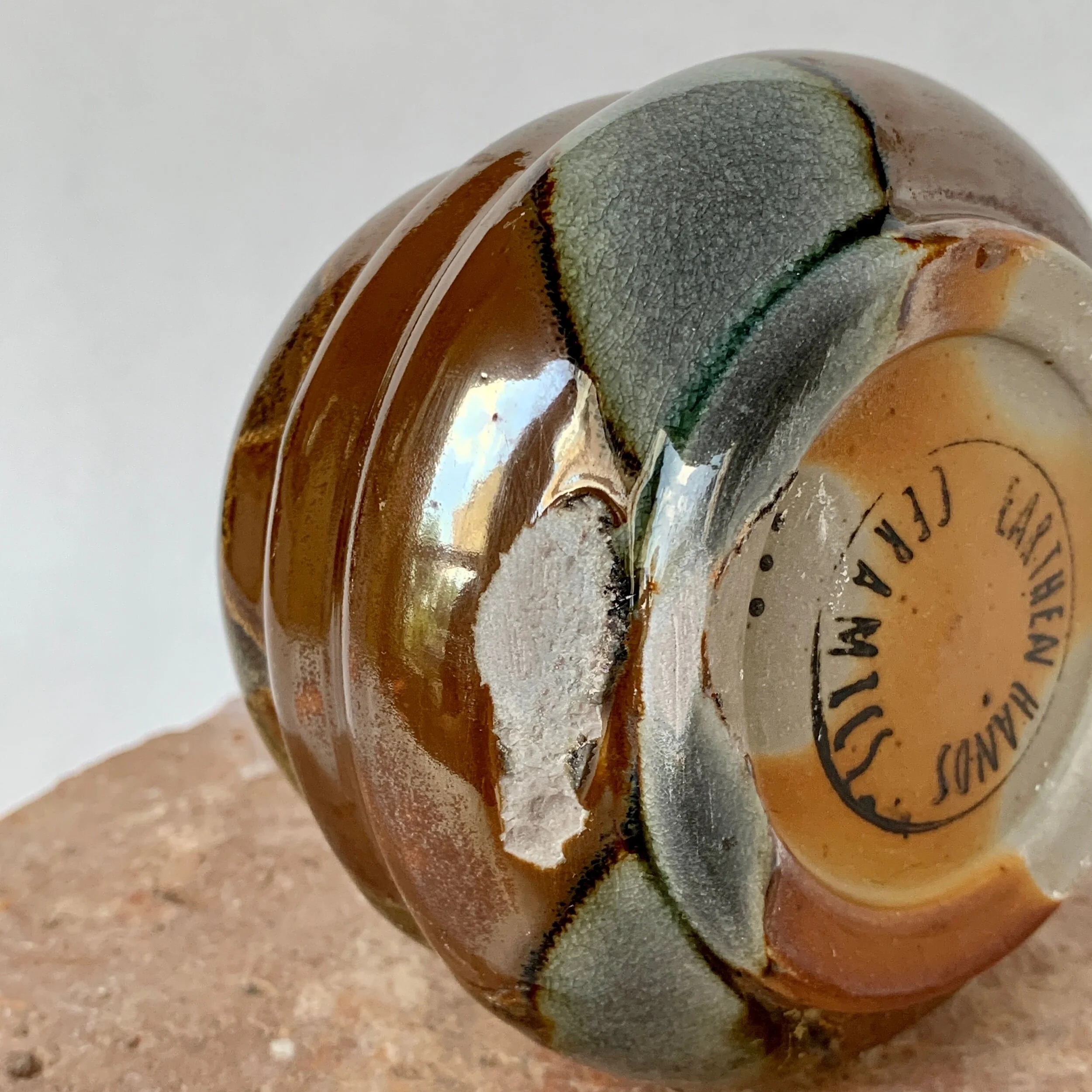 872E8A6F-1B4D-419D-871A-63203FB4CB3D