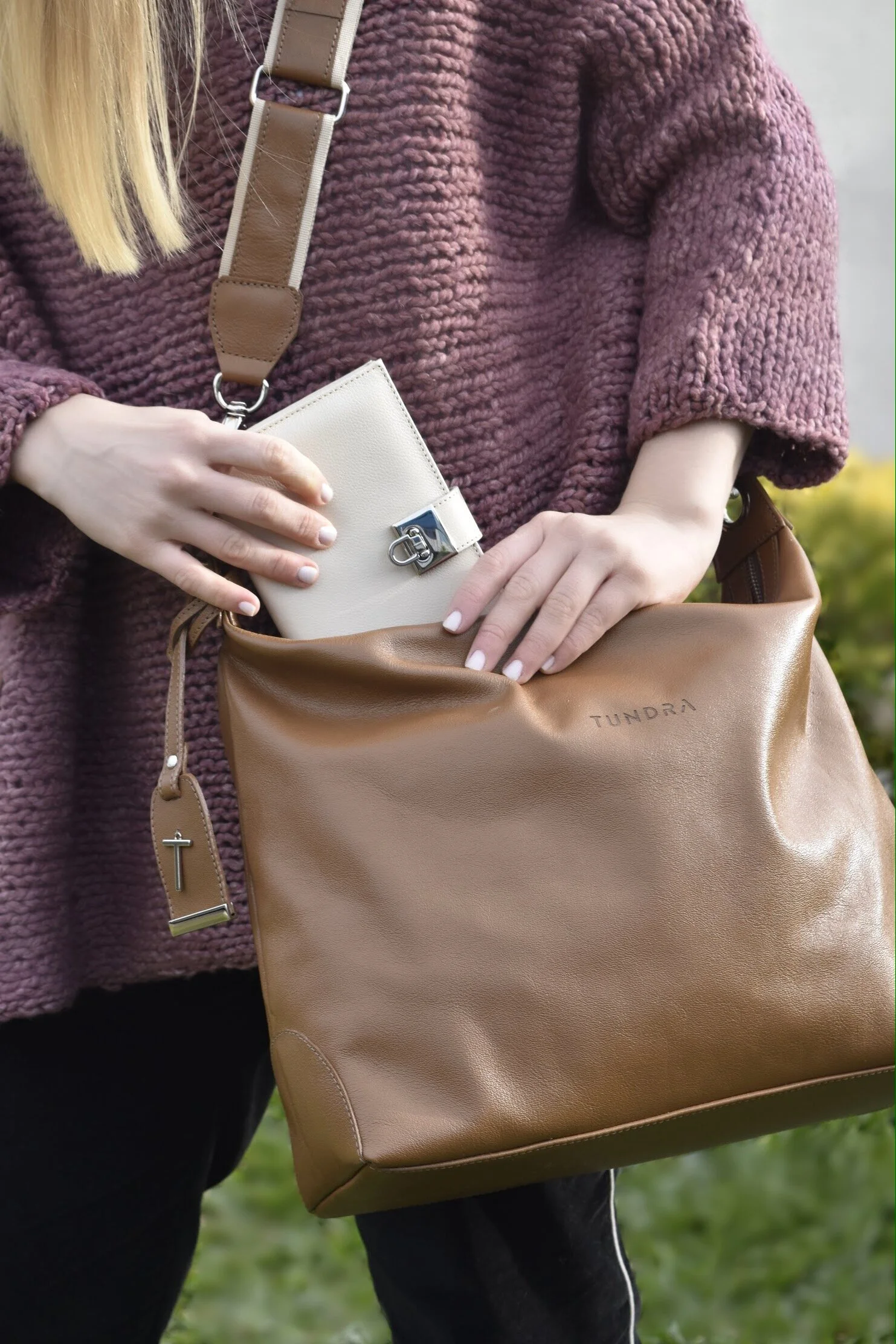 Tundra Carteras y accesorios en cuero legítimo - Tienda Online