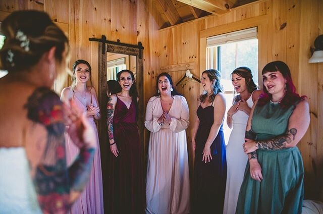 We love the joy radiating from this snapshot taken inside our bridal cabin! 💕