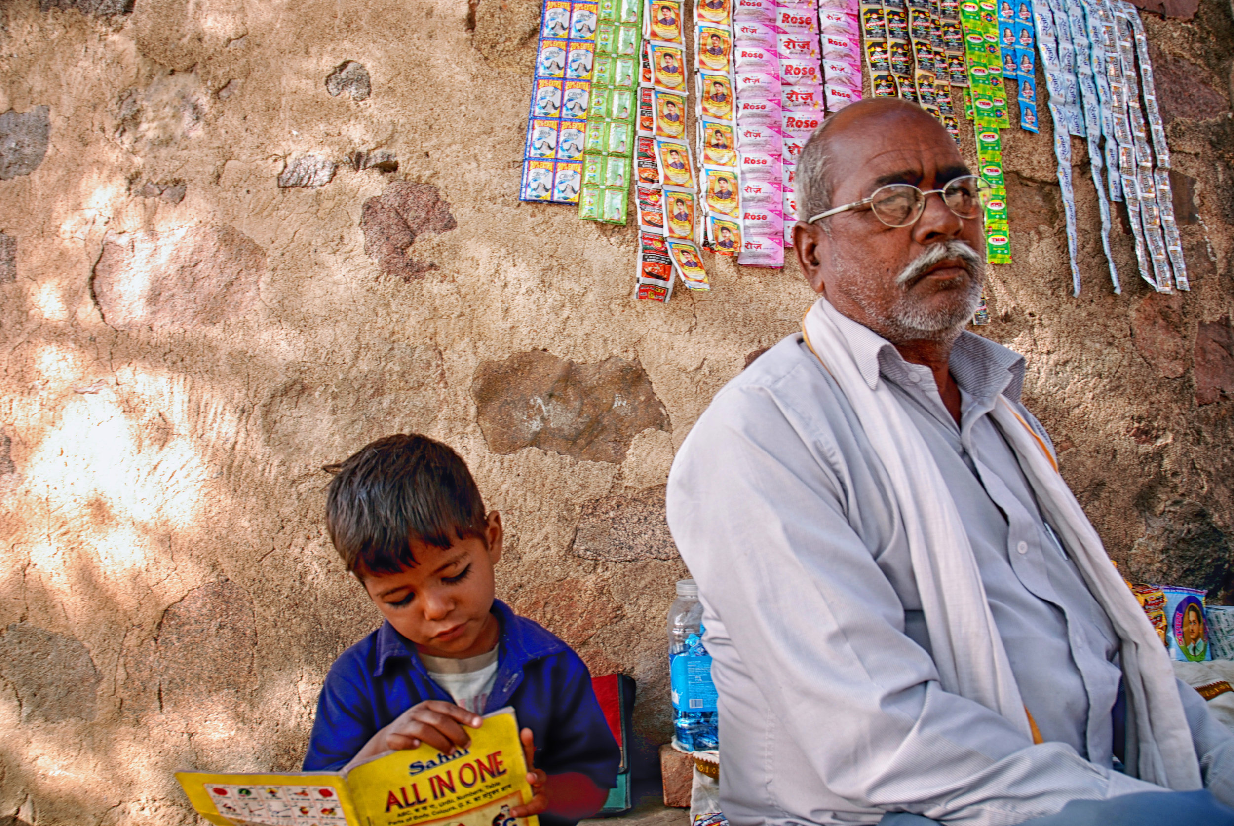 chai under the peepul tree Ali Warner  Photography Holidays Rajasthan with Ali Warner.jpg