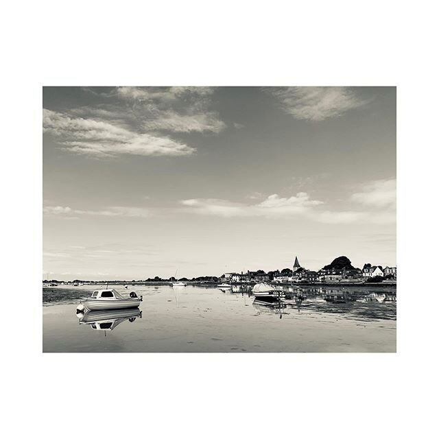 Artists Pledge: &lsquo;Rising Tide 1, Bosham&rsquo;. &pound;85 Limited Edition 200
Giclee printing using the Hahnem&uuml;hle Digital FineArt Collection on Photo Rag 308  Paper size 8.3 x 11.7cm (A4). #artistsupportpledge #covid19 #givegenerously #sup