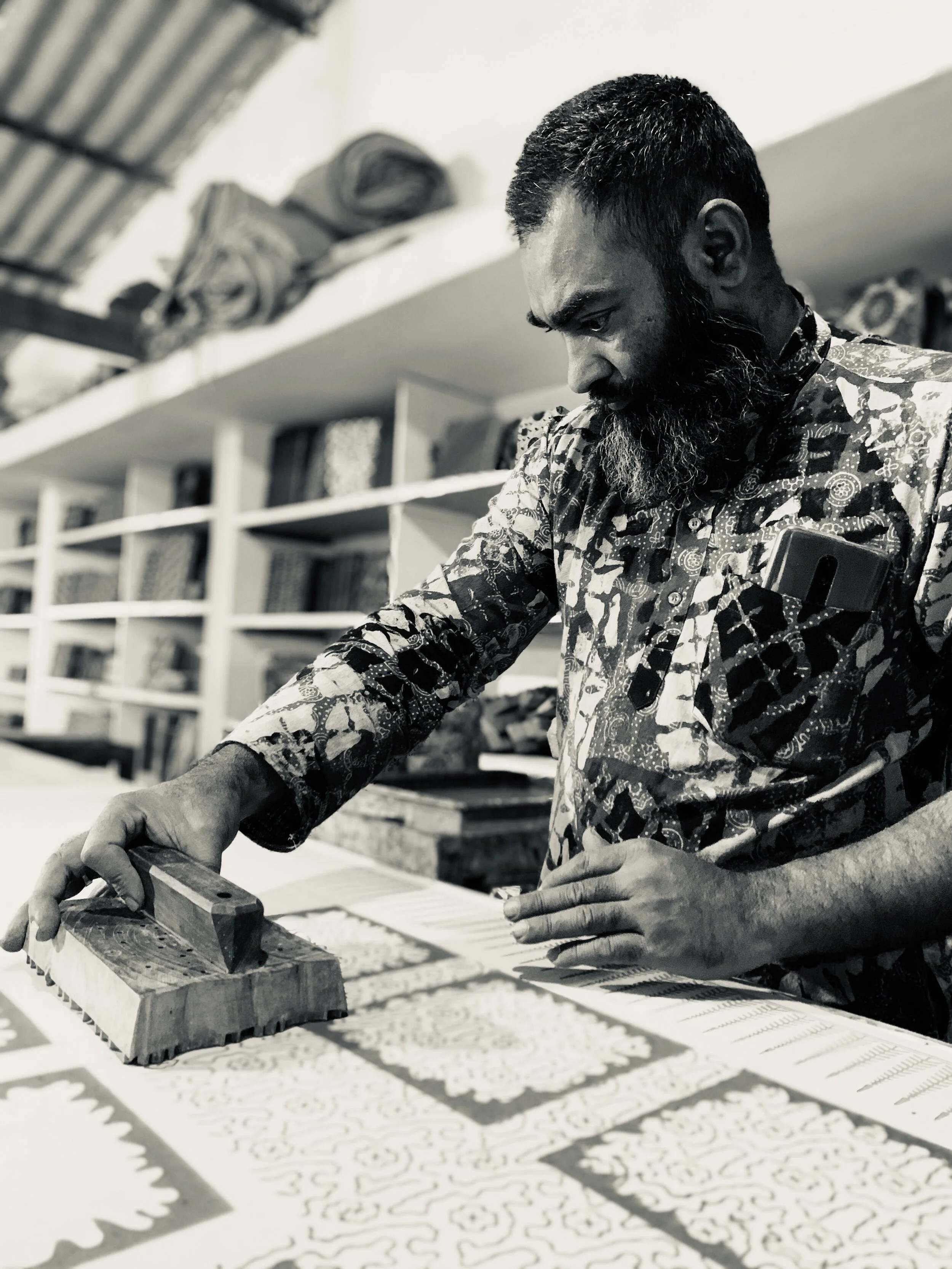 Block Print Series 1 - Eyeing The Line     Bhujodhi © 2020