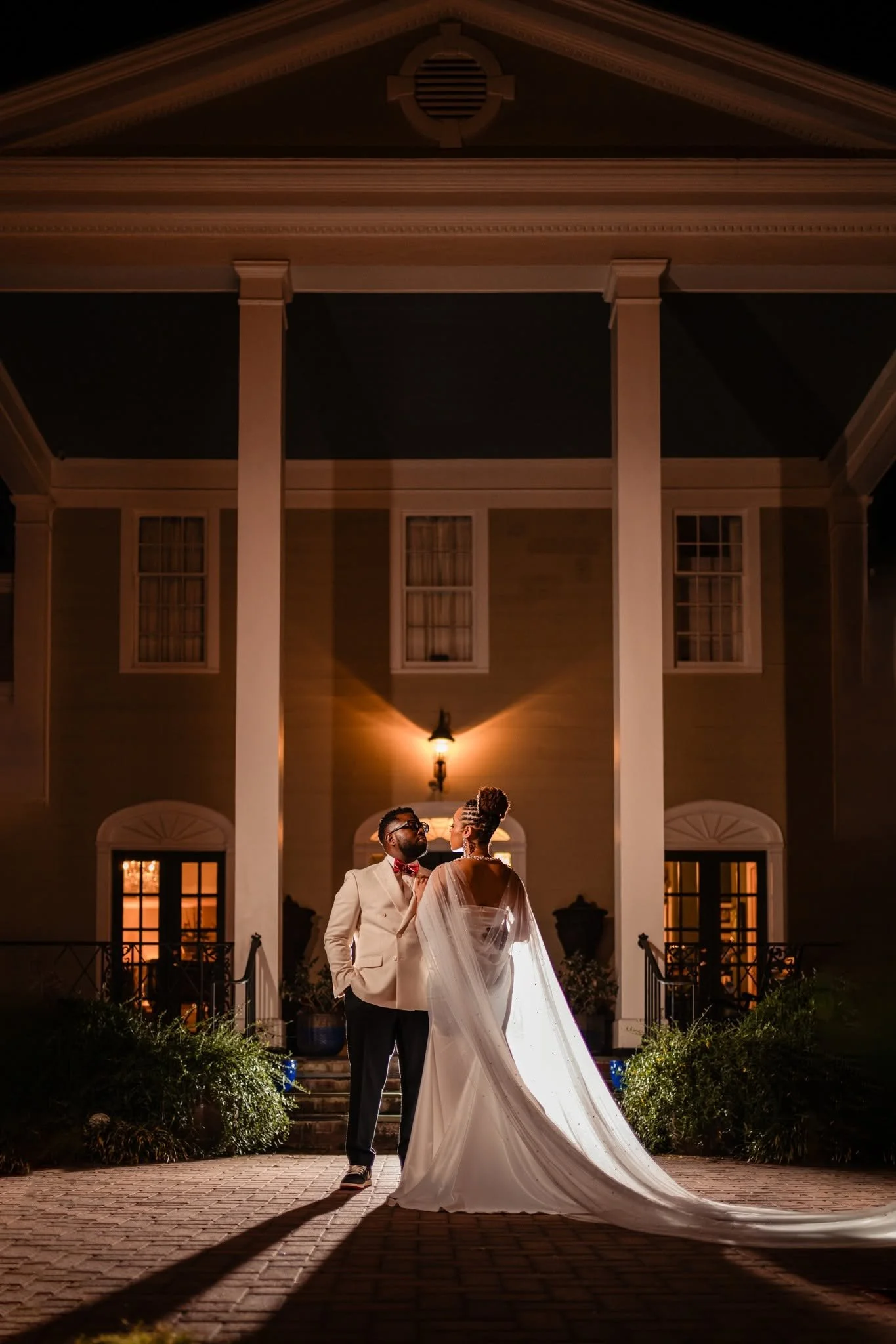 clevedale-inn-wedding-night-portrait