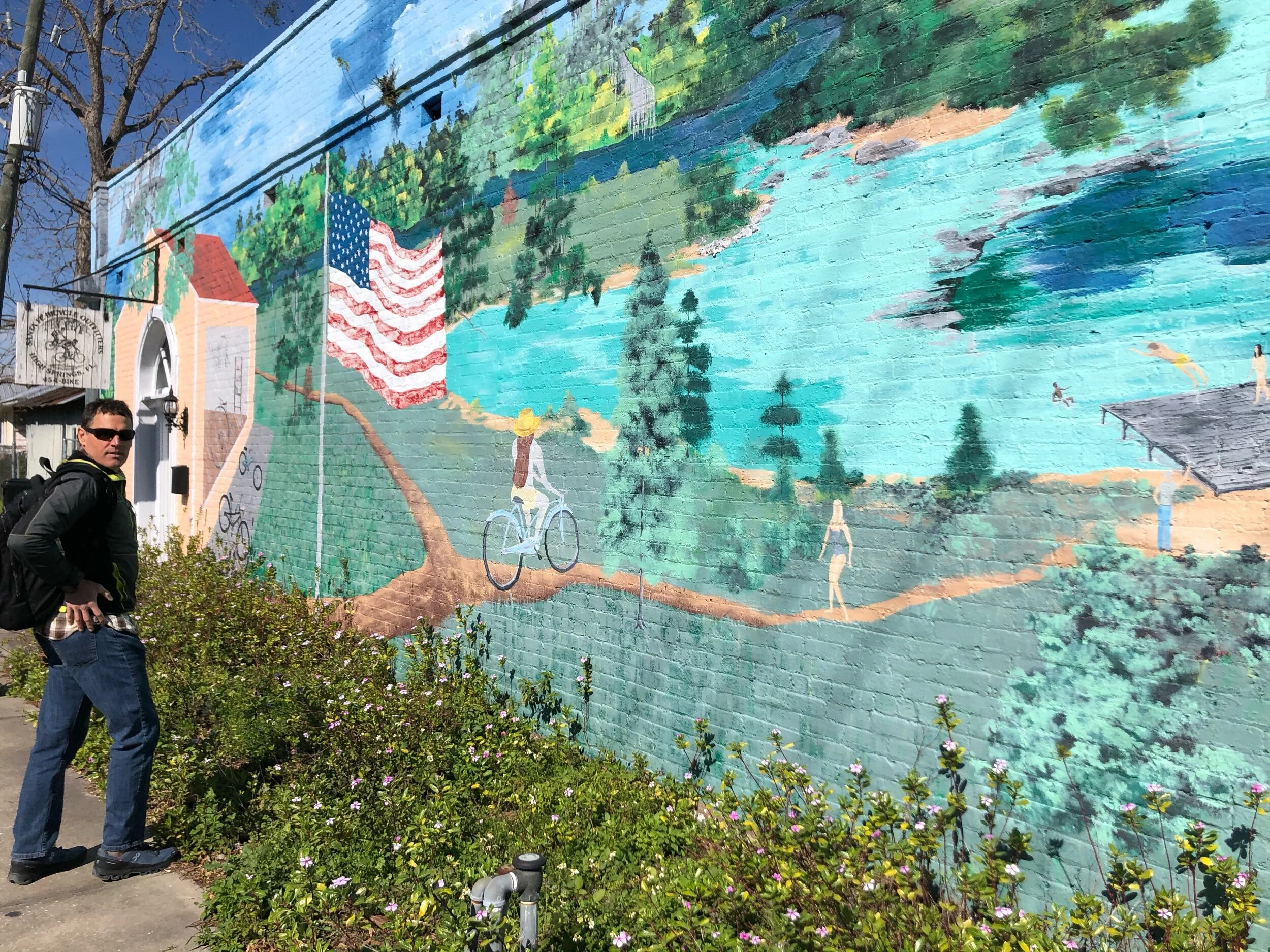 Mural and Man in downtown High Springs.