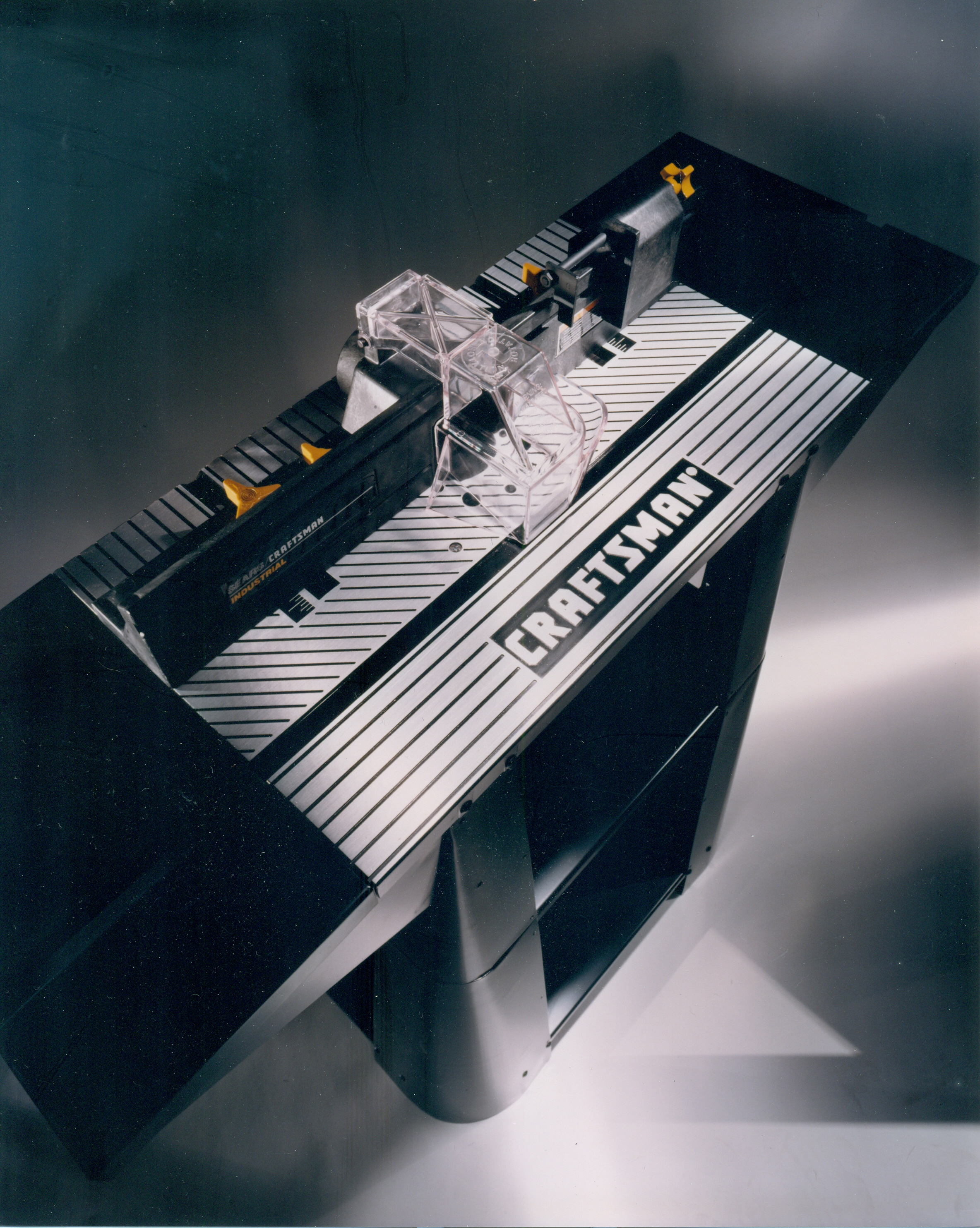 54 ROUTER TBL PIC0001.jpg