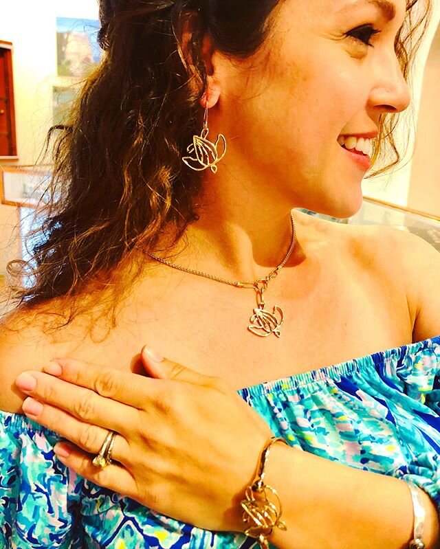 Today is World Sea Turtle Day! Crucian Gold, a local jeweler on St. Croix, is donating 20% of the profits of their sea turtle collection to the St. Croix Environmental Association to help continue their sea turtle conservation efforts. .
.
I had the 