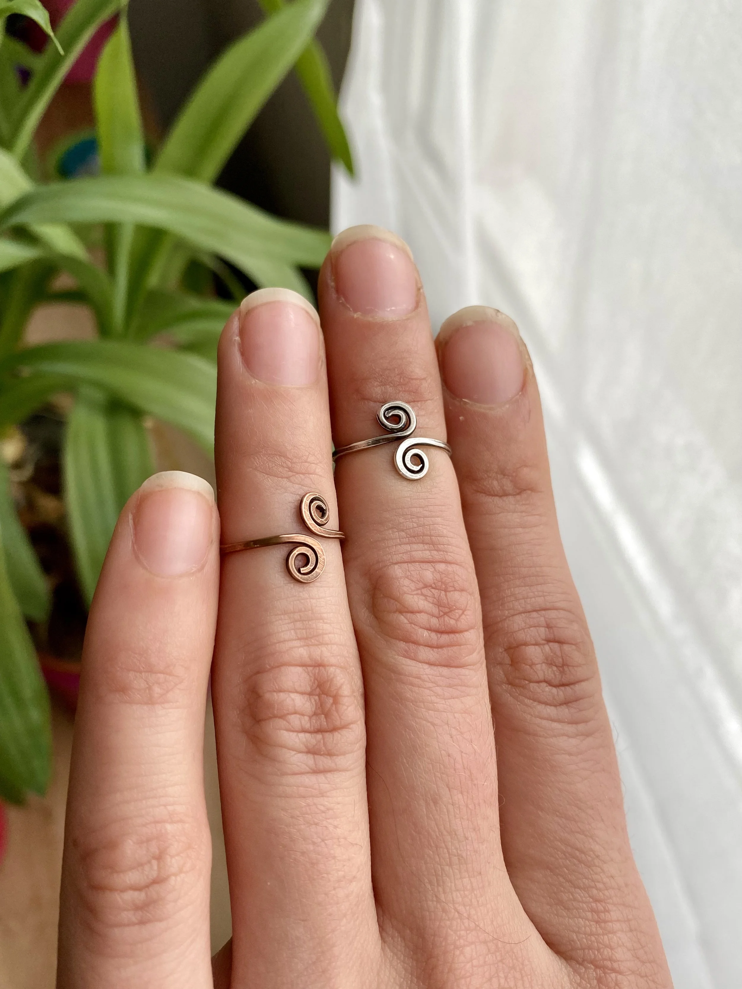 Swirly Midi Rings