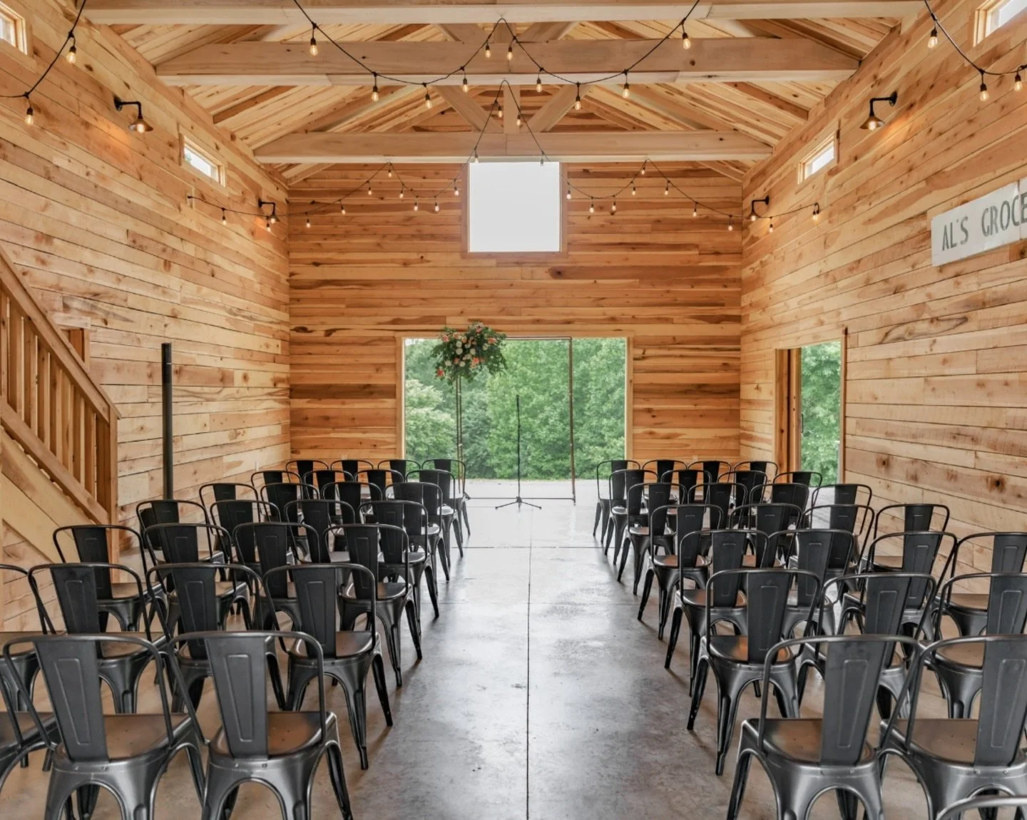 From quiet and waiting&hellip; to full of love 🤍

Swipe to watch the room come to life.

#microwedding #nashvilleweddingvenue #weddinginspo