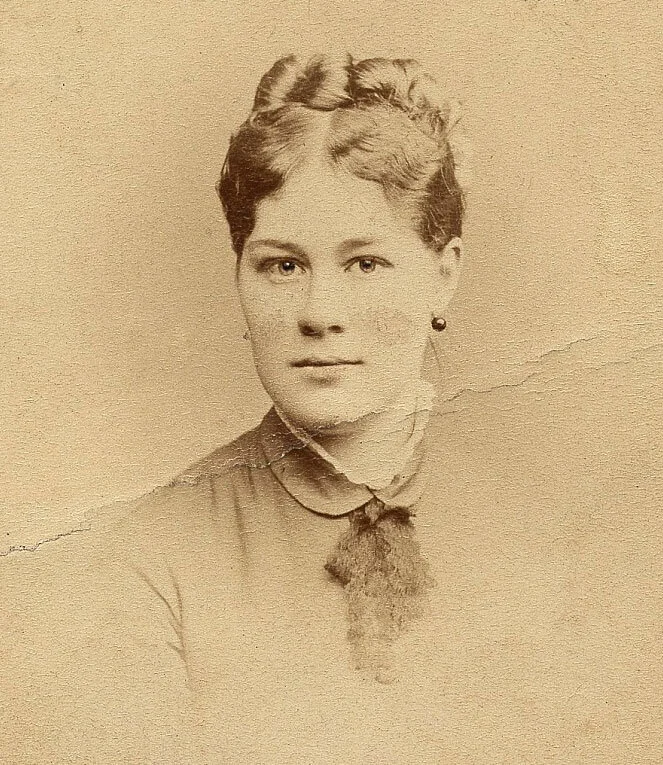 Photograph of Cecilia at about age 16, 1871. Source: Archives of American Art, Smithsonian Institution.