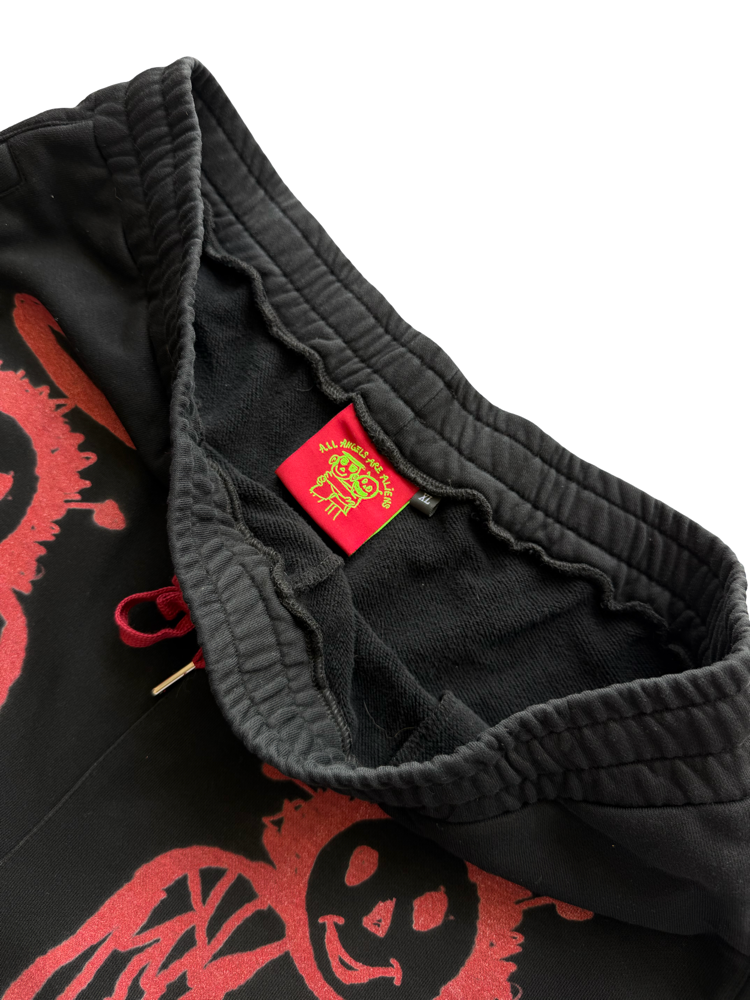 angel-logo-sweat-shorts-ss-26 (4).webp