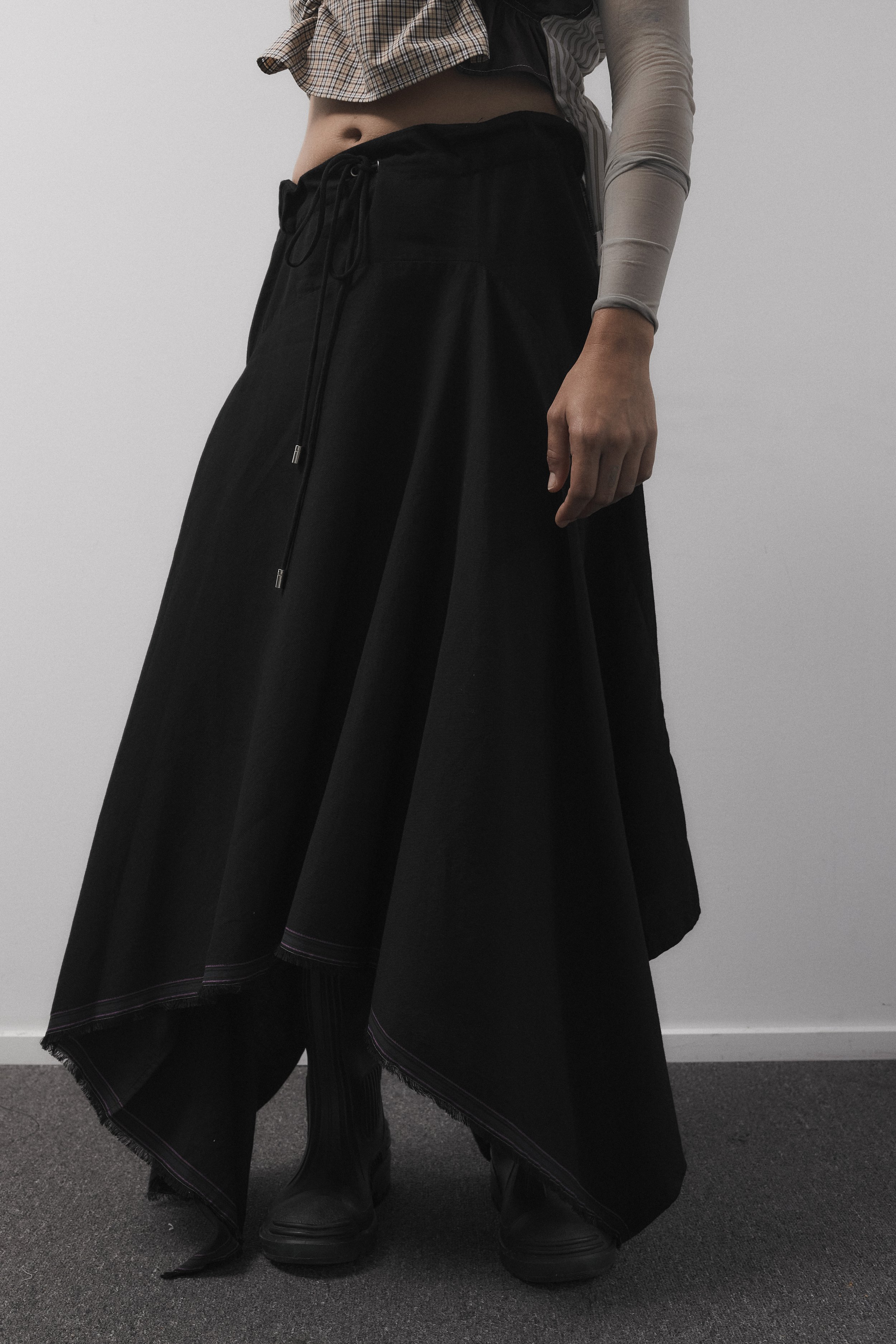 QudrantSkirtKatalyst-AW25_CAS_8449.jpg