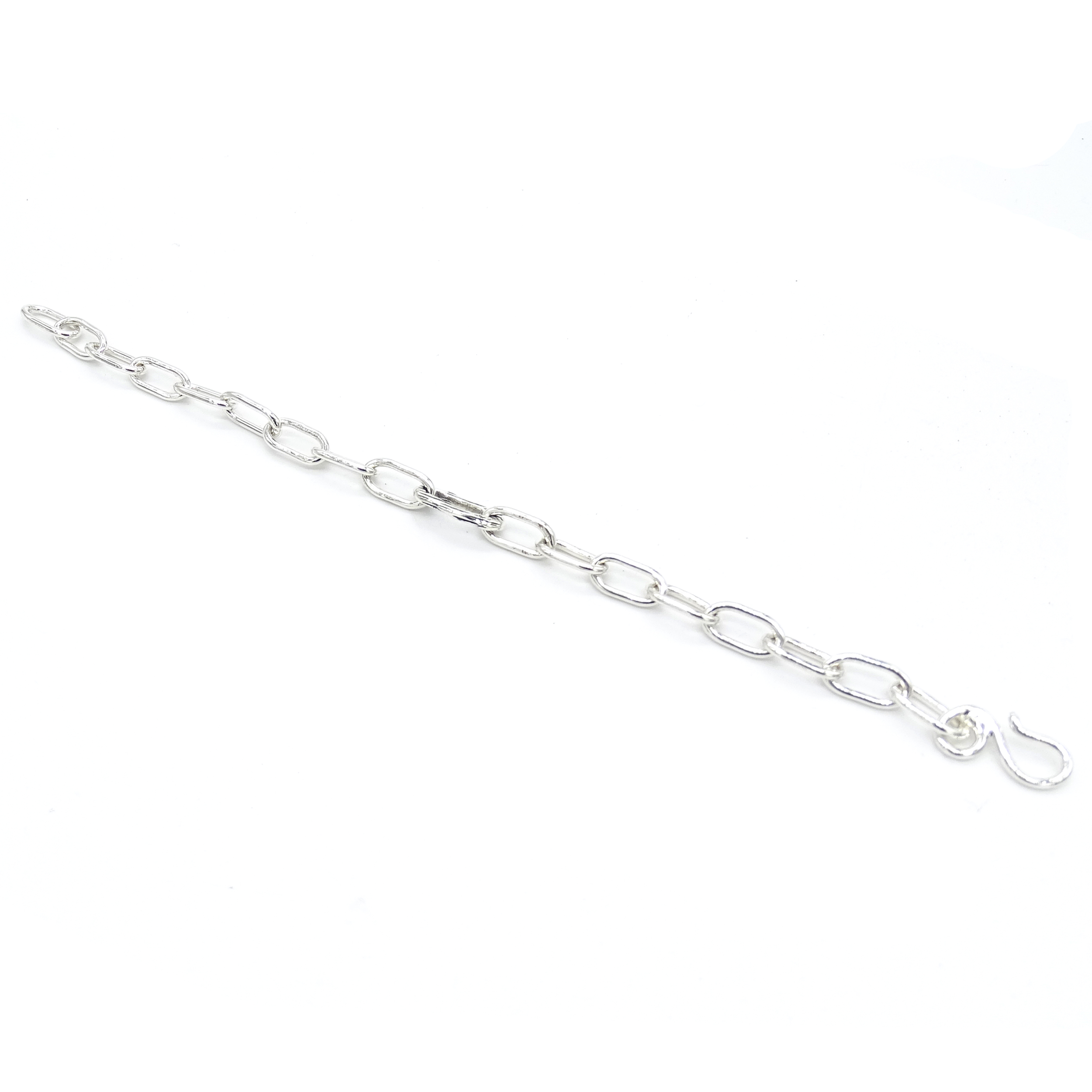 single bone link bracelet.png
