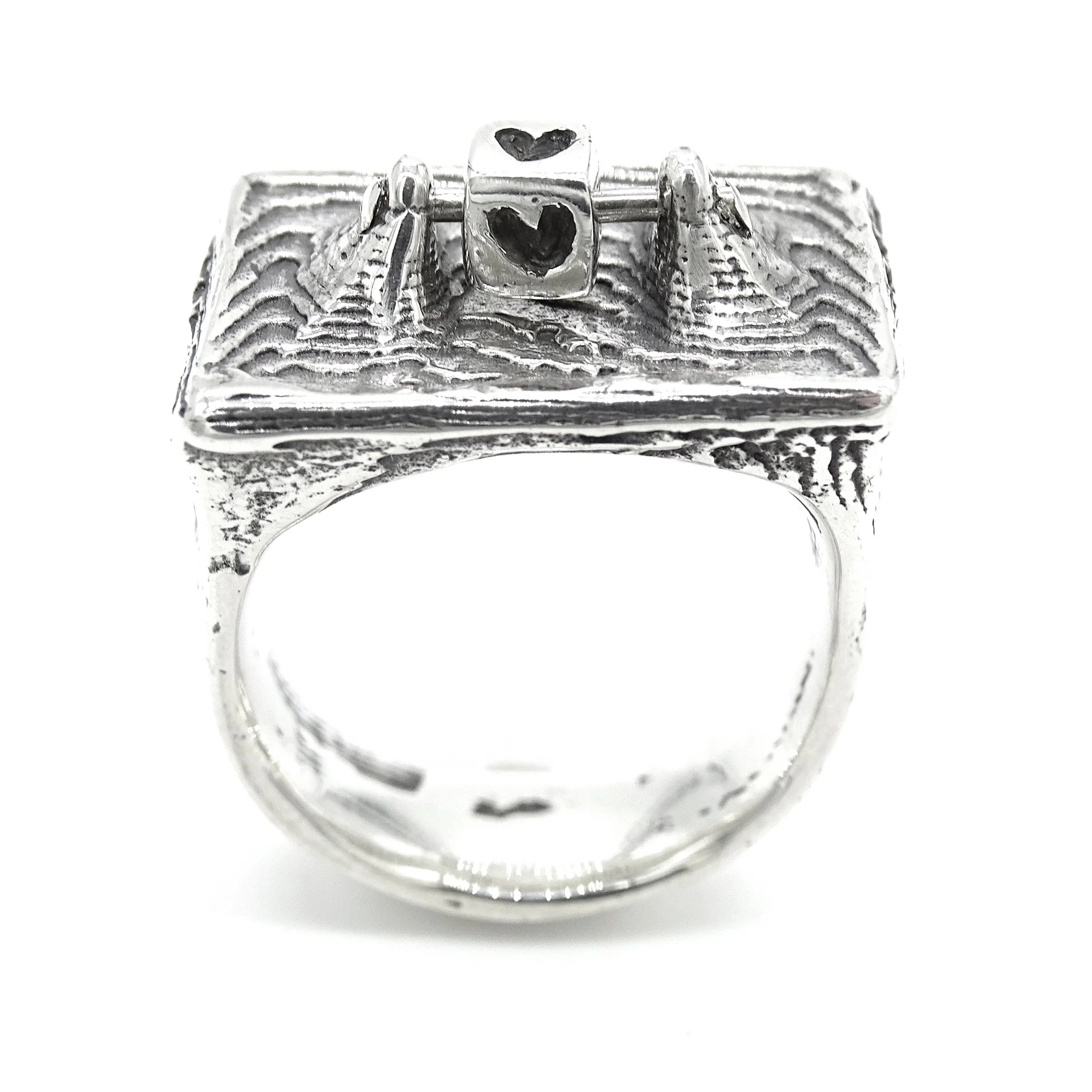 Heart Charm Spinner Ring 5.jpg