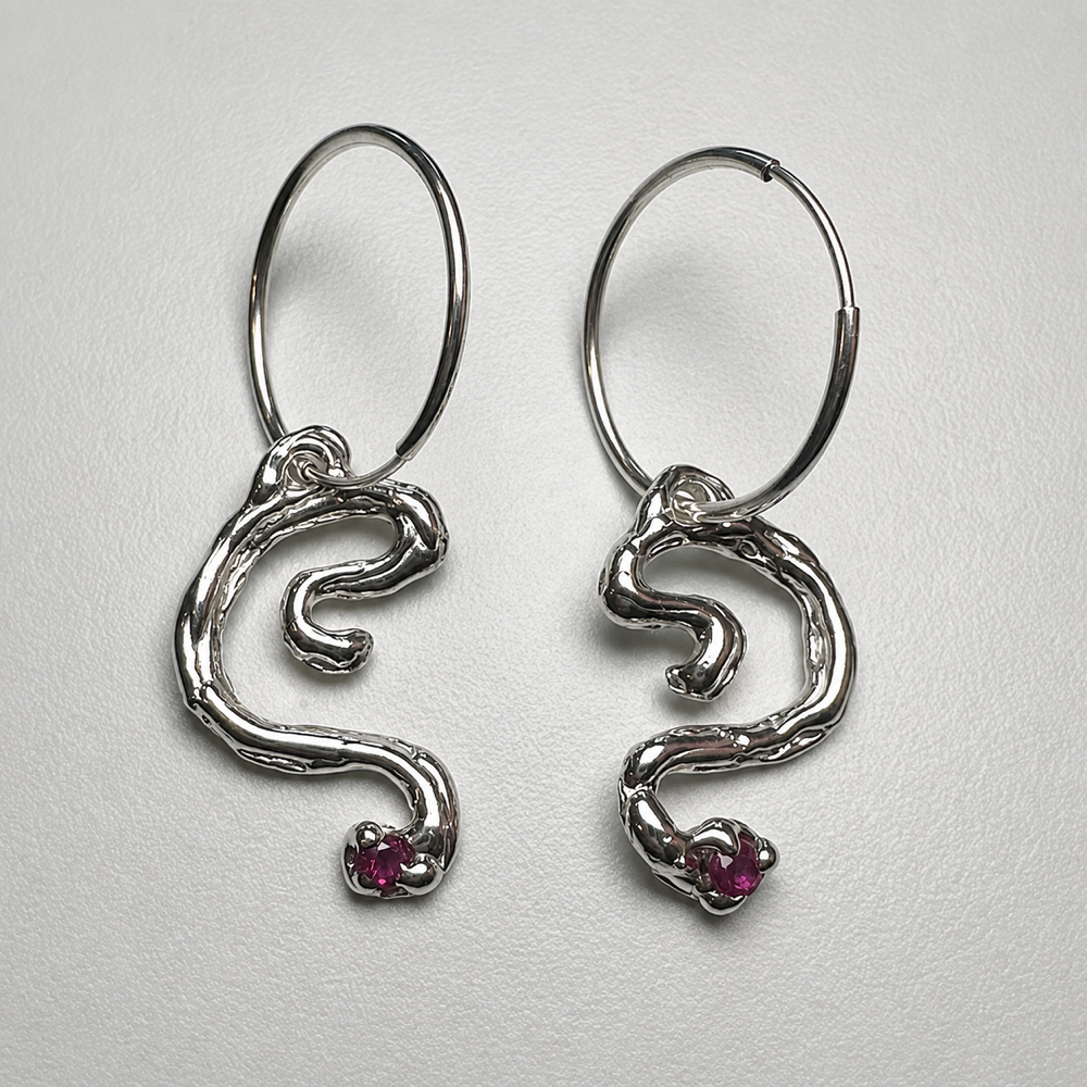 liquid-twist-earrings.webp