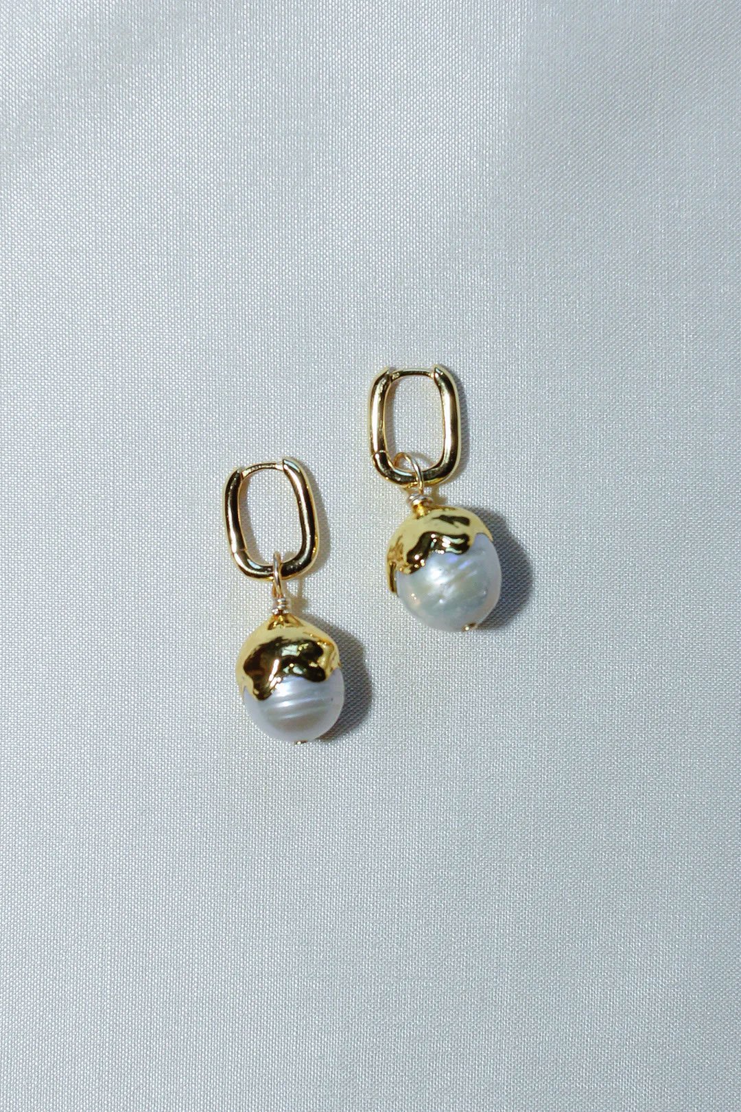 Par Moi Drip Huggies in Gold