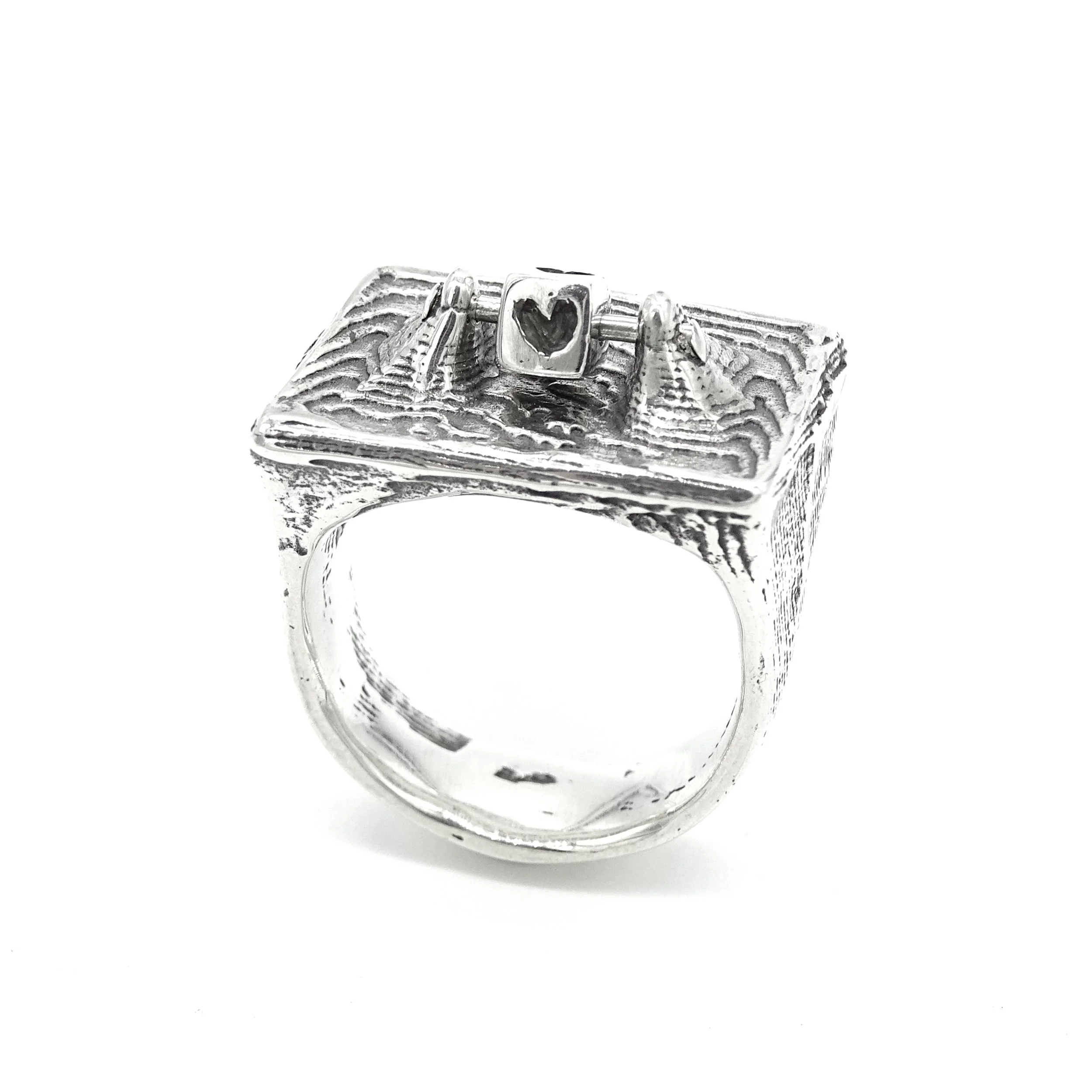 Heart Charm Spinner Ring 1.jpg