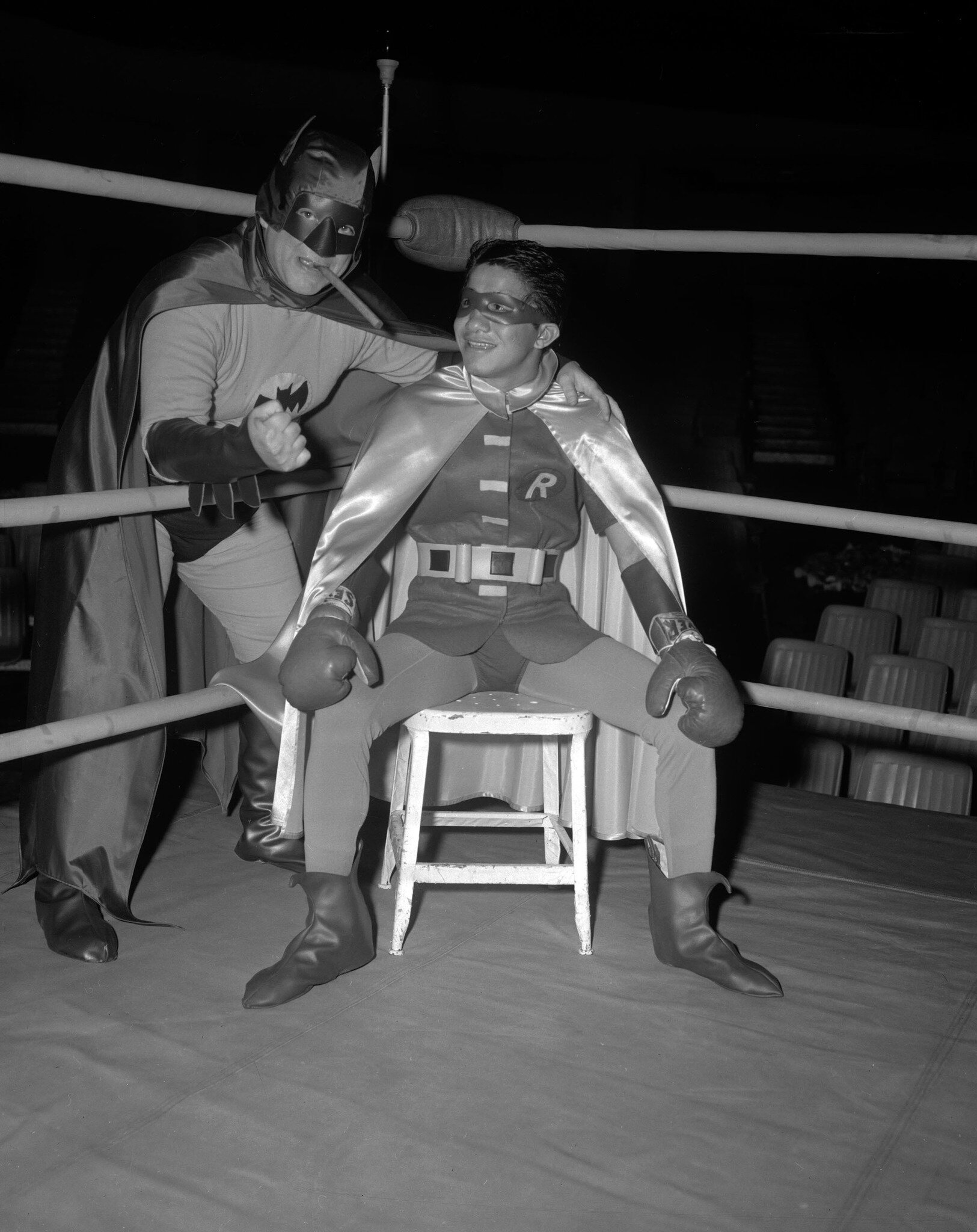 Holy Smokes Batman! Come to our Boxing Expo on April 14th at LA Plaza de Cultura y Artes and you'll see Olympic art and artifacts, hear great stories, and meet stars of L.A.'s historic boxing community. Confirmed attendees and participants include Da