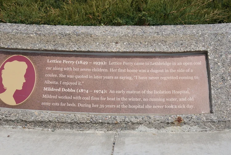 Lettice Perry and Mildred Dobbs Plaque.jpg
