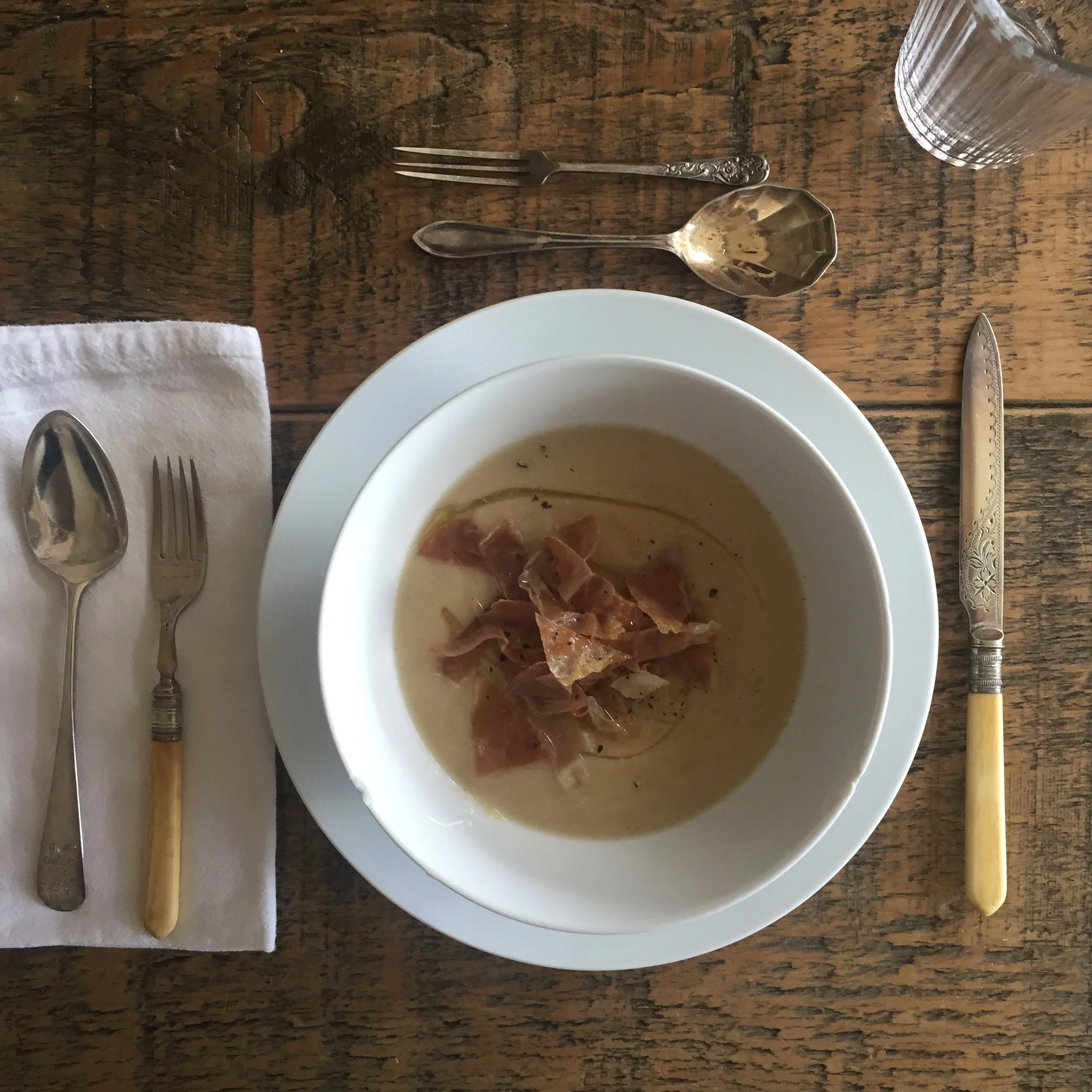 Roast Cauliflower & Garlic Soup