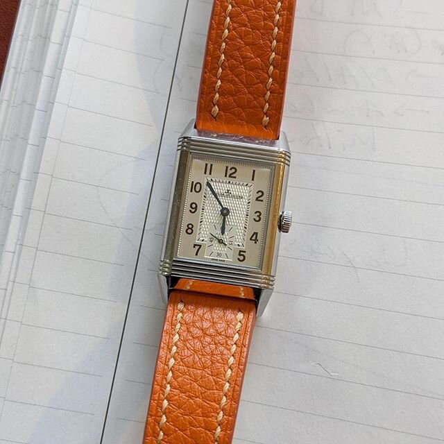 Orange Pebbled Leather on a JLC Reverso 🍊🔁 from @roman_emp1re
.
.
.
.
.
.
#jlc #jlcreverso #reverso #jaegerlecoultrereverso #jaegerlecoultre #watches #horology #timepiece #watchesofinstagram #watchstraps #handmadestrap #hautehorlogerie #hautehorolo