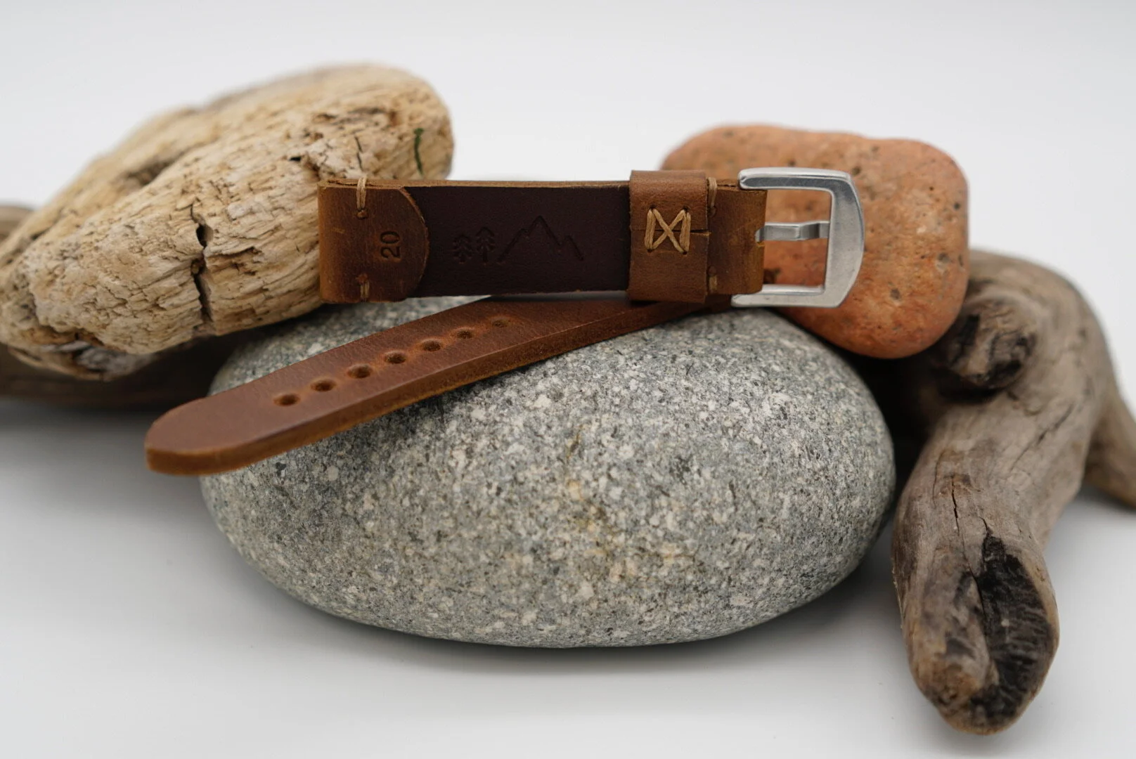 09831F33-B2B7-4AB0-8F63-D4D6383ECCE9