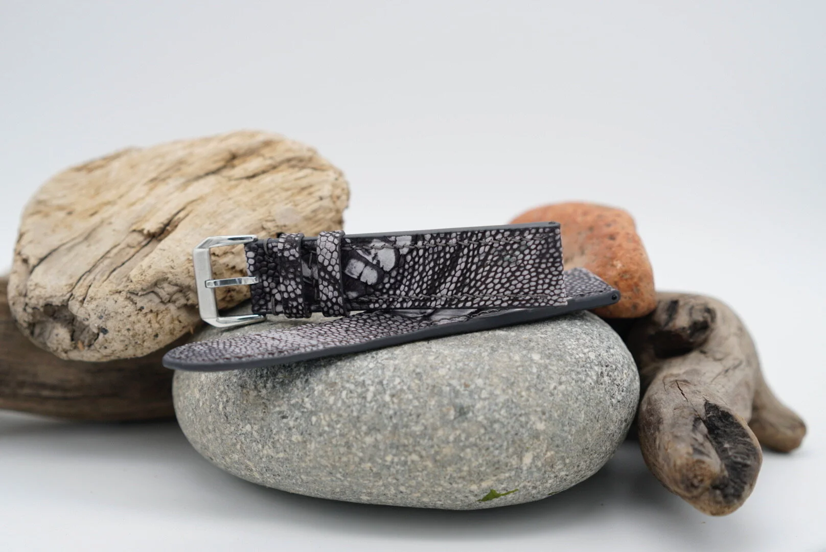 EBA84631-9D70-414F-8FDC-811D5B62E385