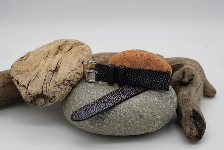 ★komorebi museum★ KM220 Handmade Leather Strap Ribbon Sand ☆komorebi museum☆ KM220 Handmade Leather Strap Ribbon Sand