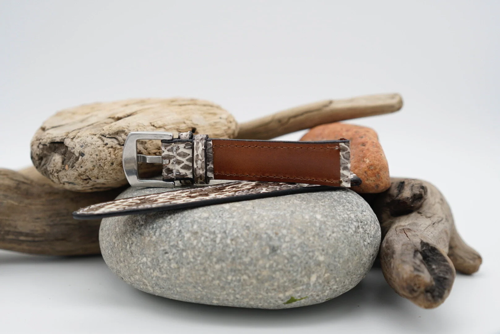 32ADF63E-77F8-4698-8C6C-F34AD5E2E598