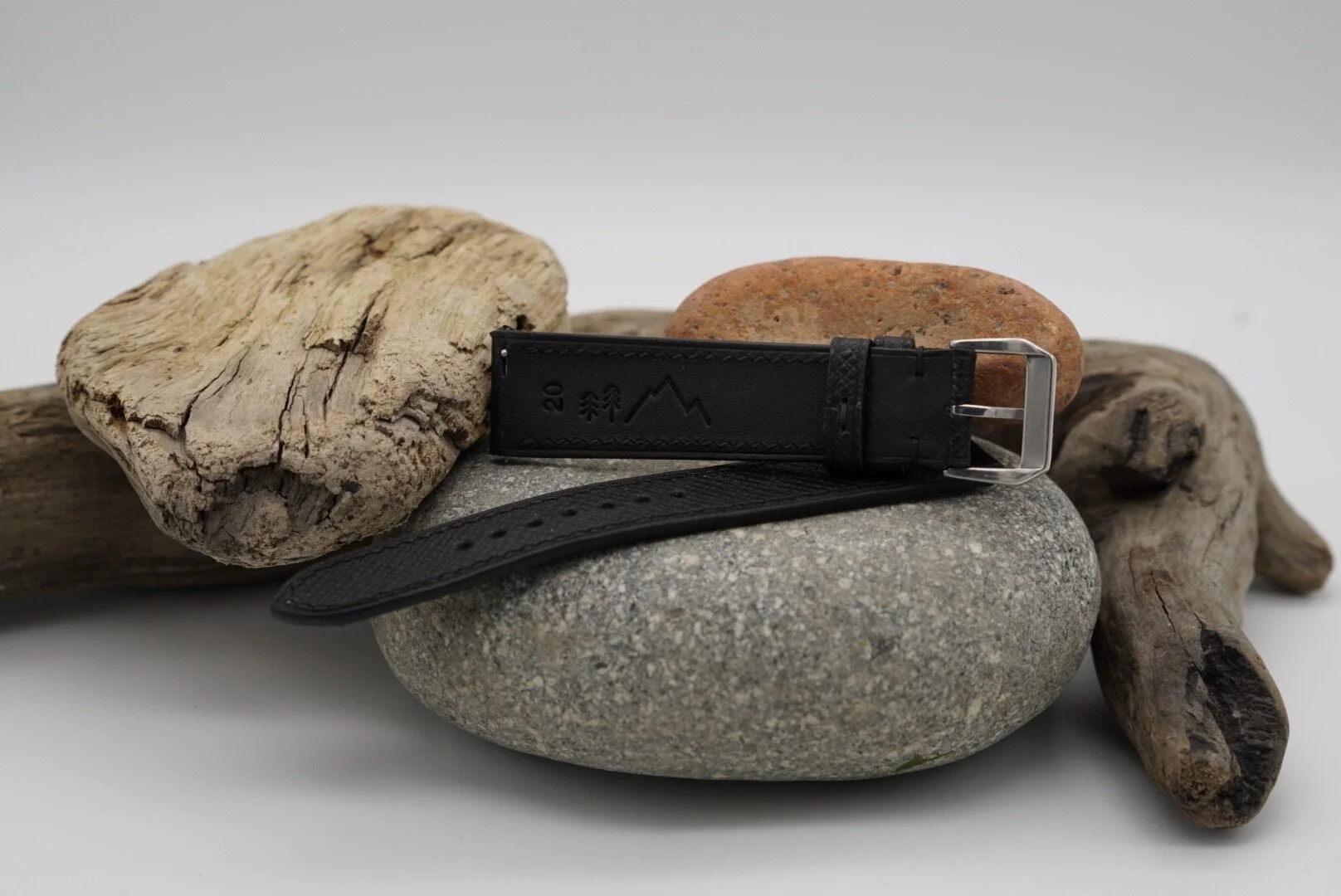 0176B26C-AB2D-4542-88E1-009024D6C316