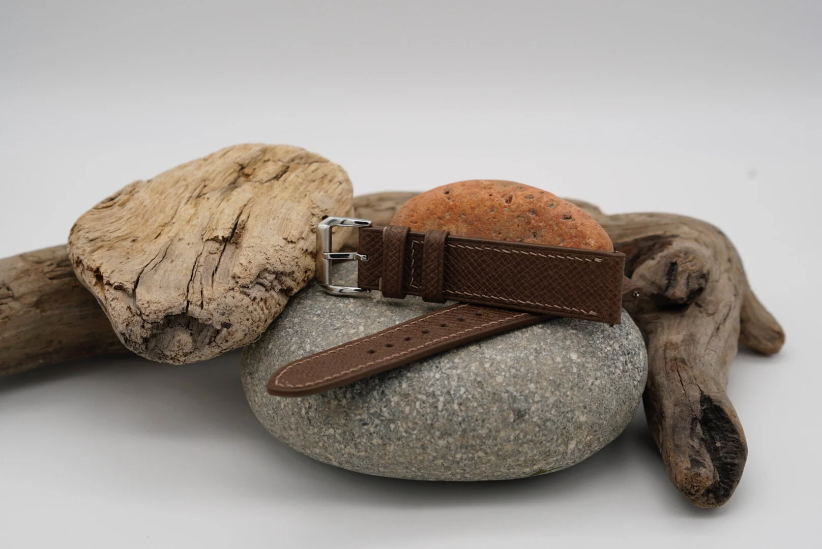 CAC59F61-EEA5-4BD9-A523-11D08503E37B