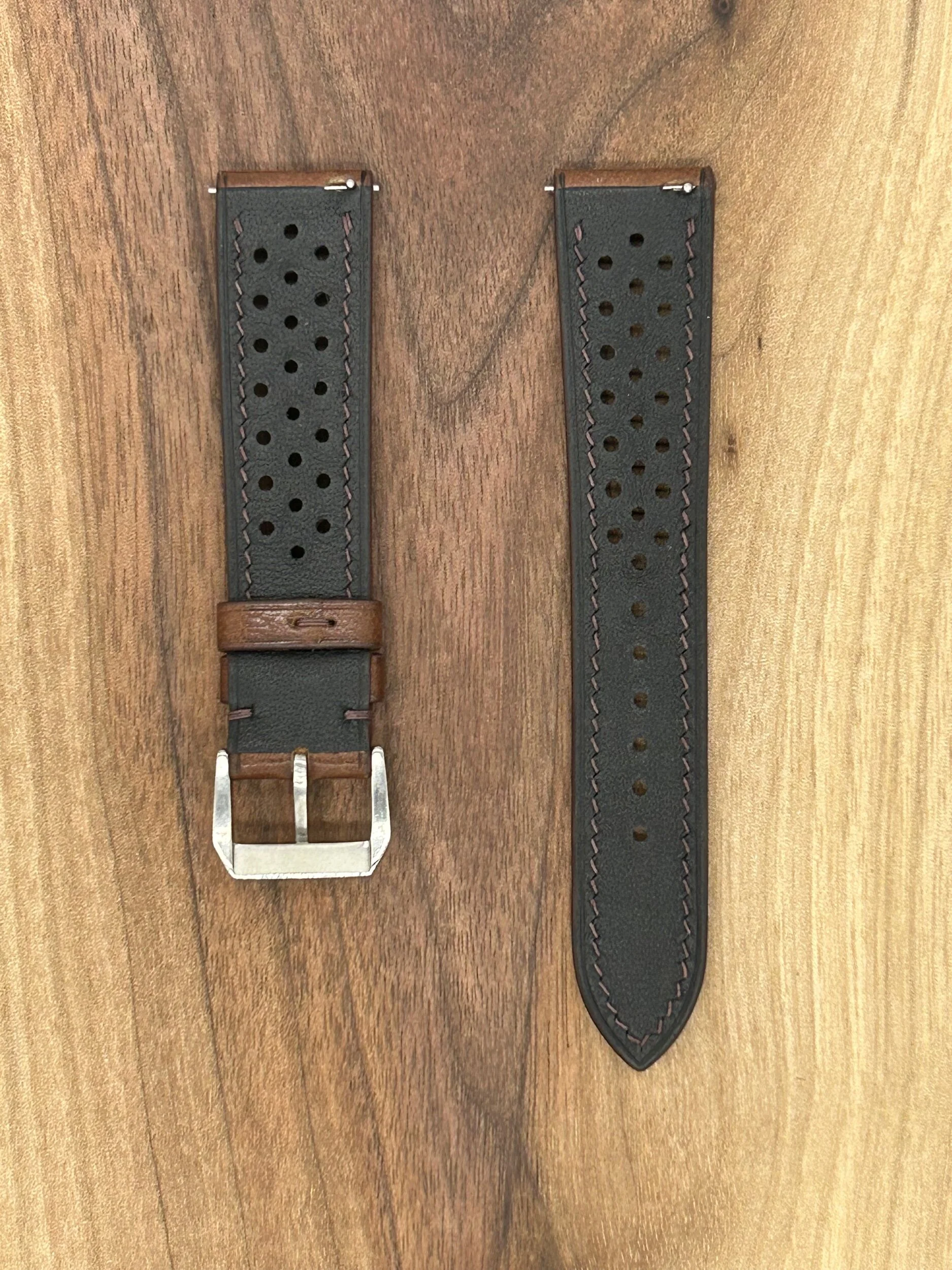 6F8D1B51-76DF-4D41-BD49-7FE76CCBE815