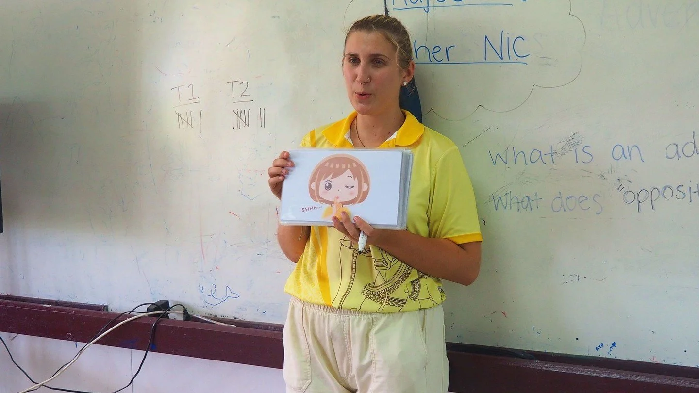 Adjectives class just turned into the cutest opposites showdown! 

Teacher Nicole stood at the front, holding up the sweetest &ldquo;SHHH&hellip; card while the board behind her read &ldquo;What is an adjective?&rdquo; &ldquo;What does opposite mean?