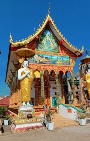 Laos Temple Visa Run Trip KET Kids English Thailand.jpg