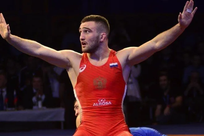 Match of the Week: David Baev vs. Razambek Zhamalov