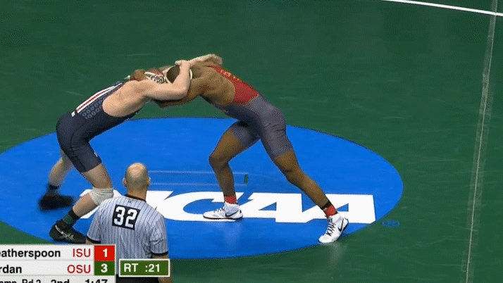 Bo Jordan executing the Football Tackle finish at the 2017 NCAA Championships.