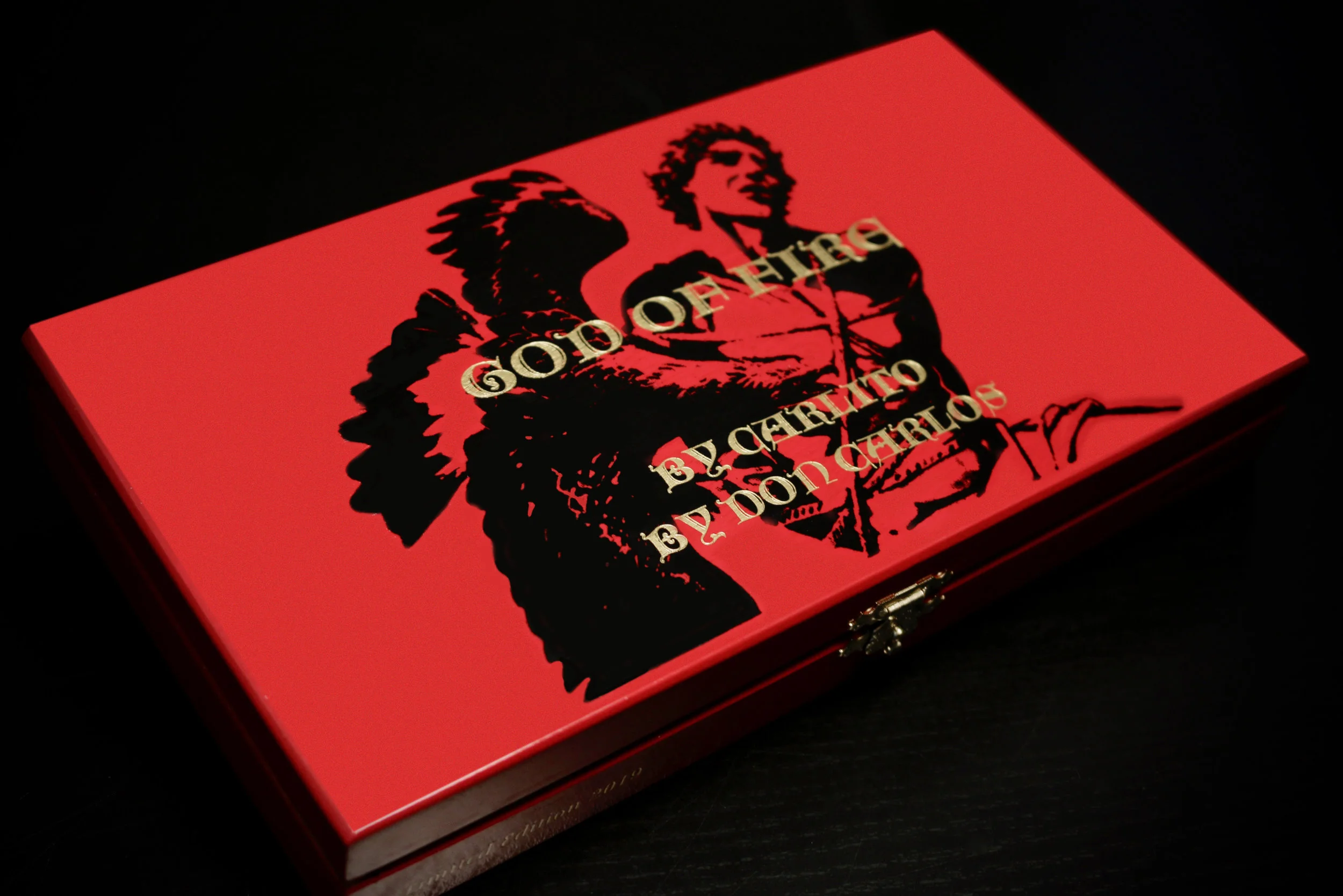 god-of-fire-by-carlito-by-don-carlos-5-cigar-assortment-box.jpg