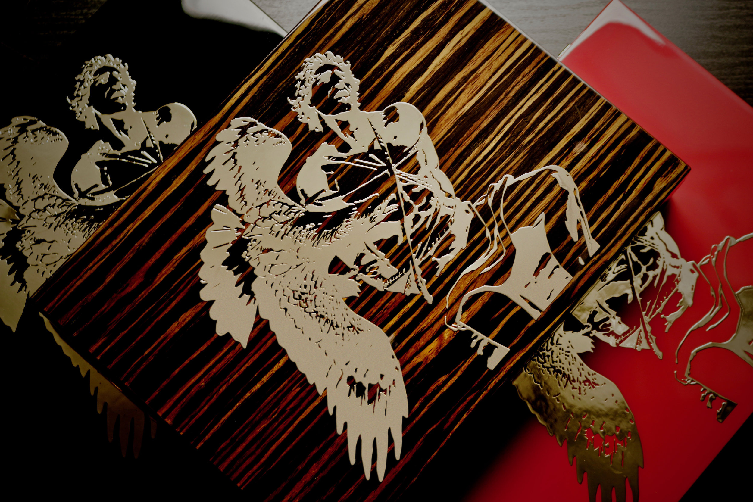 The cigars will be presented in the Limited Edition Macassar Ebony travel humidors (10 cigars per travel humidor).