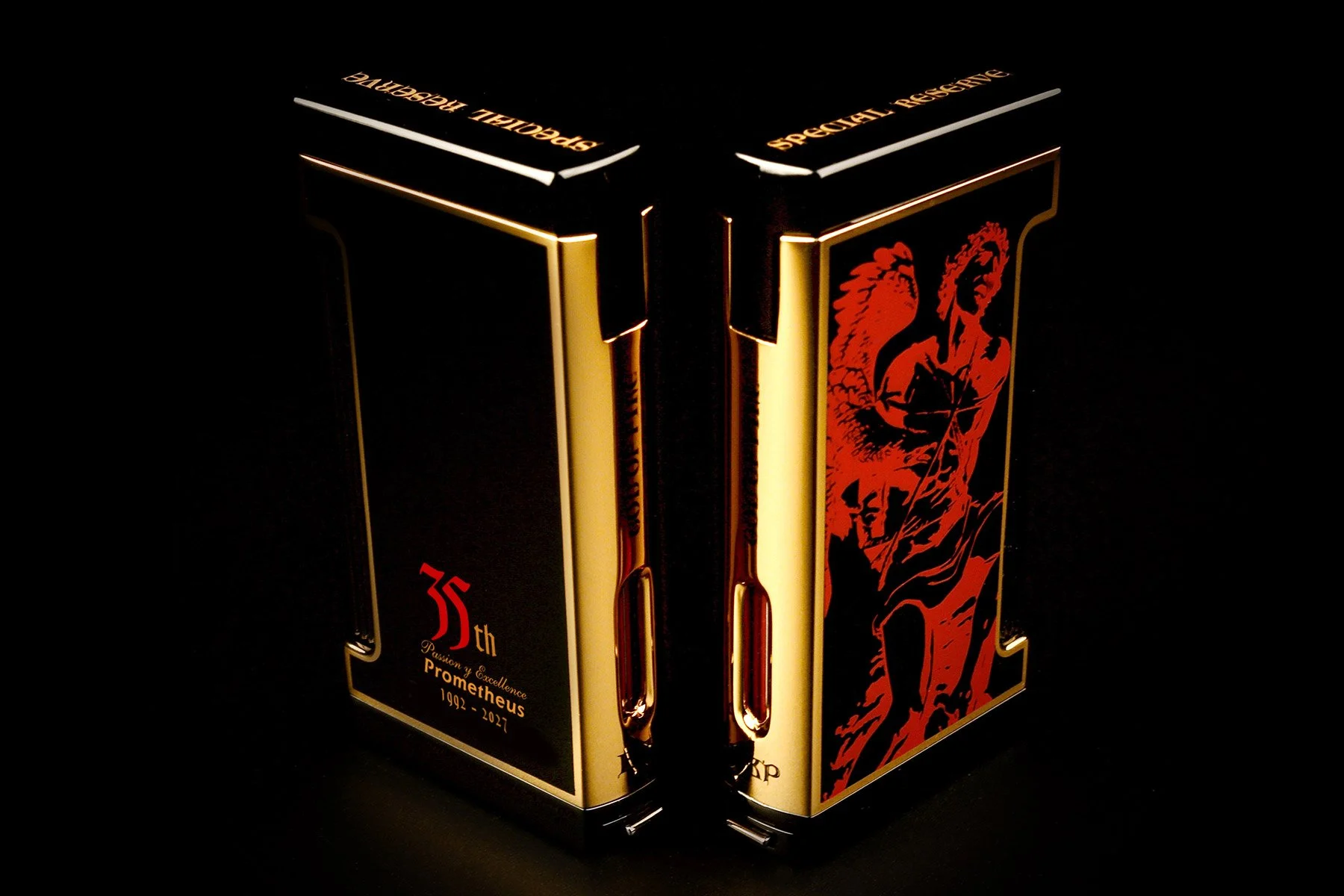prometheus-35th-anniversary-red-ultimo-x-11f.jpg