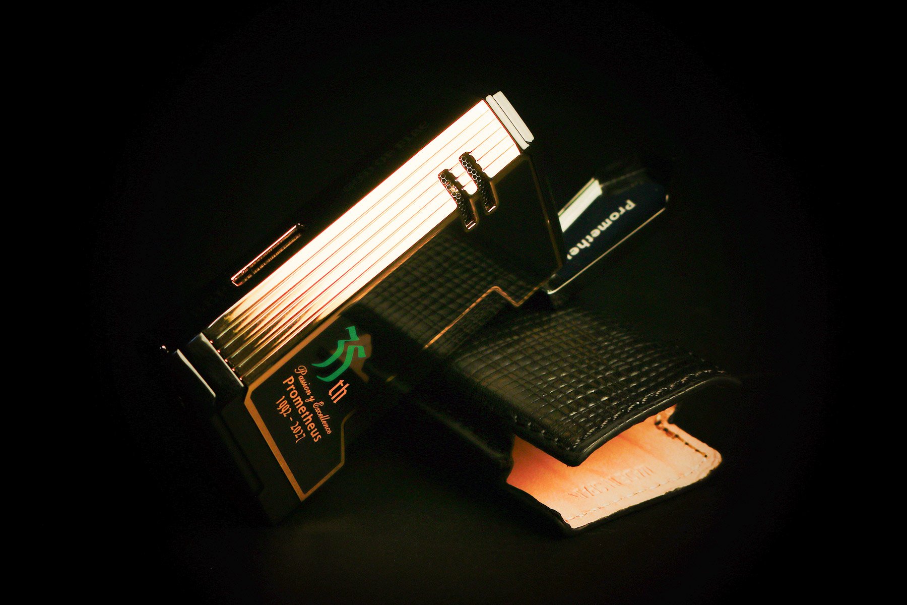 prometheus-35th-anniversary-green-magma-x-case-1f.jpg