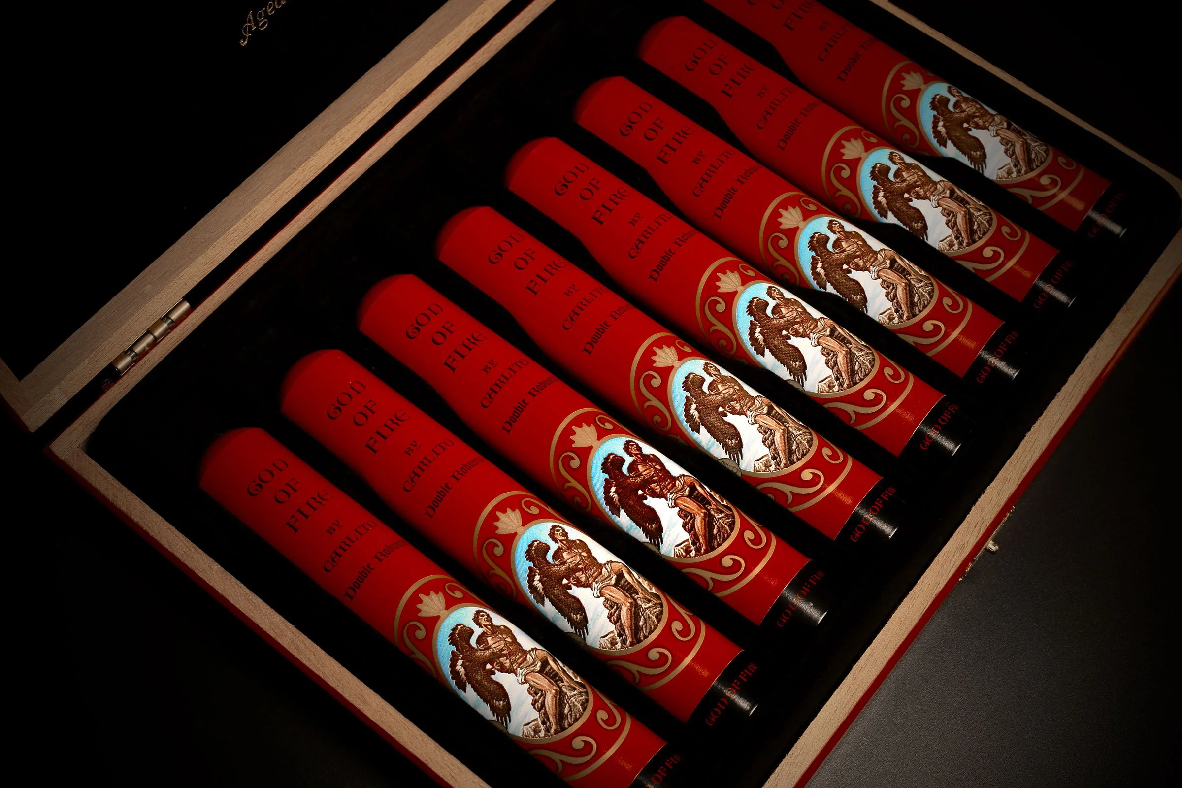 god-of-fire-by-carlito-double-robusto-tubo-1f.jpg