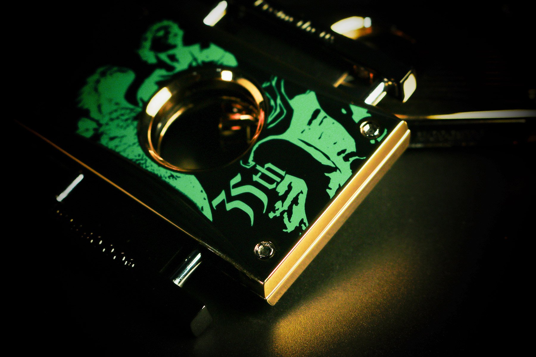 prometheus-35th-anniversary-green-cutter-h-3f.jpg