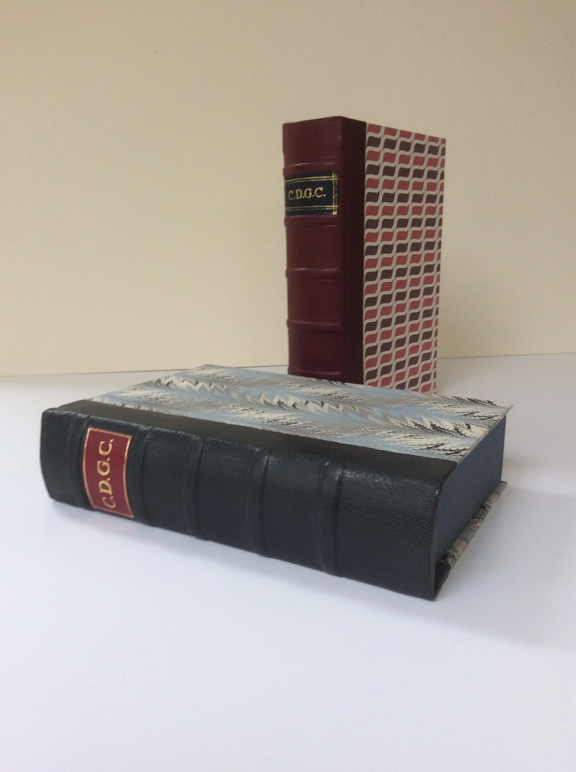  Drop-back boxes made to any required measurements for protected storage. 
