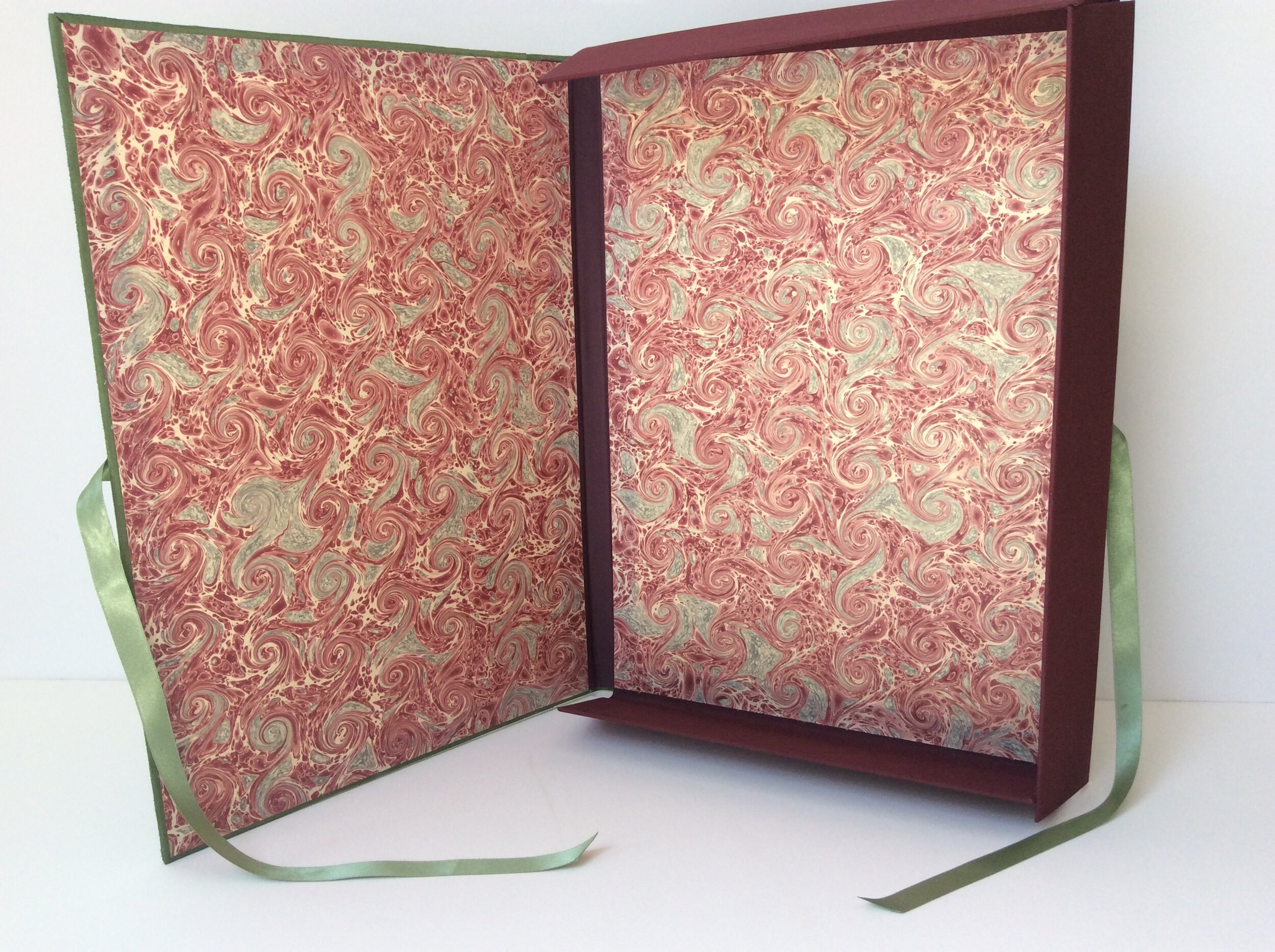 Hard-back folio cases for storing artwork and documents. 