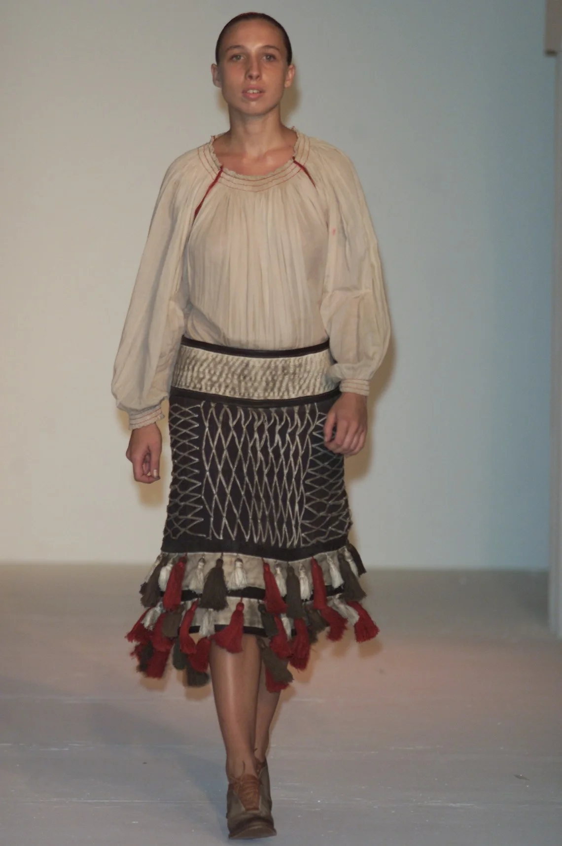 spring-2002-miguel-adrover-ready-to-wear-00110.jpg