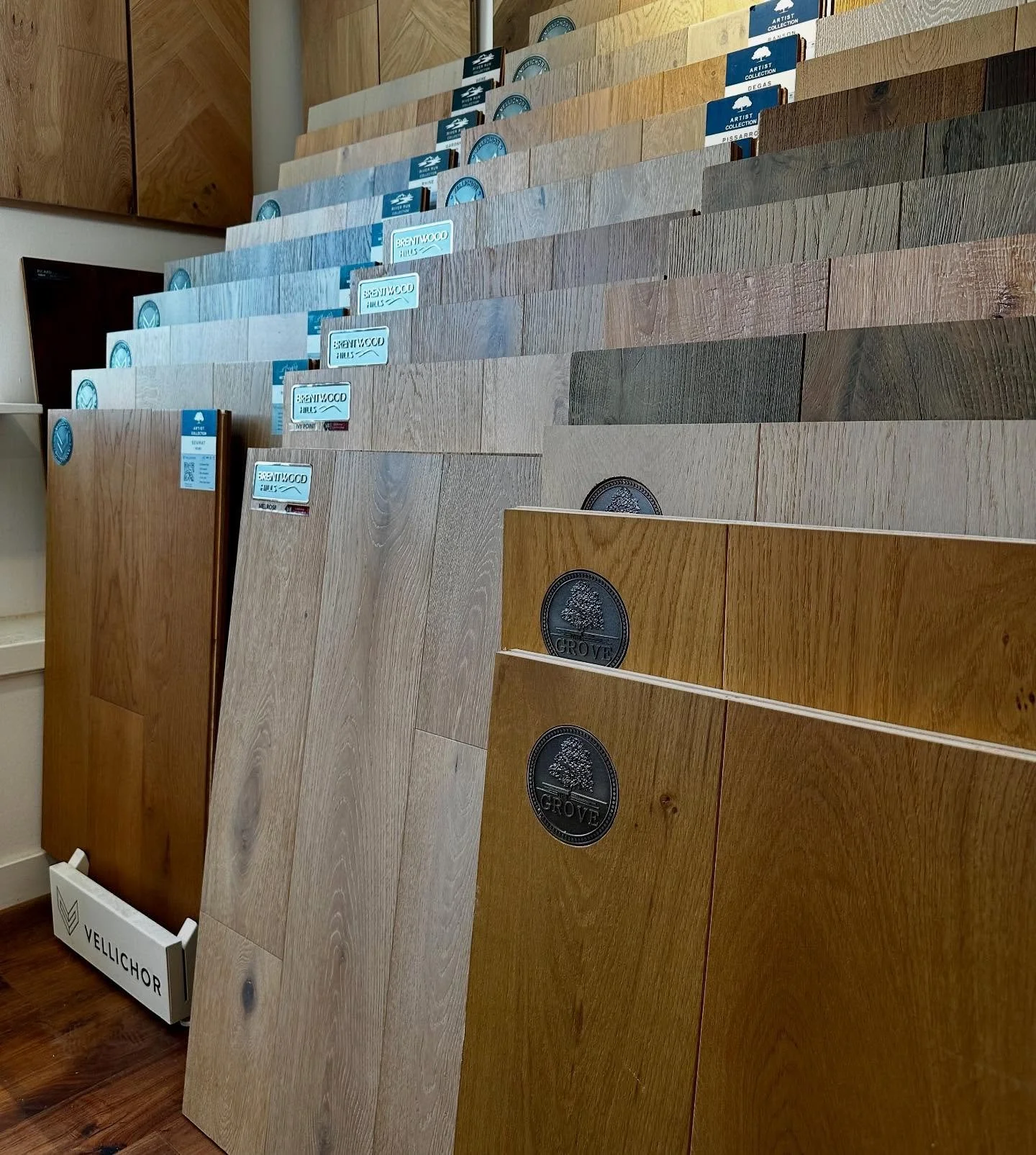 Premium floors, premium brands. 
From Vellichor to Boen, Brentwood Hills and more &mdash; explore our curated showroom selection and find the perfect hardwood for your home.

Come visit us in San Francisco
Samples available
Installation, repair &amp;