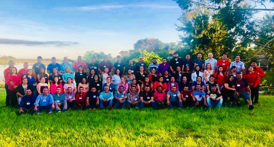 Foto de los 34 parejas participantes del Retiro #6 de MDS en la Diócesis de Venice, Florida.