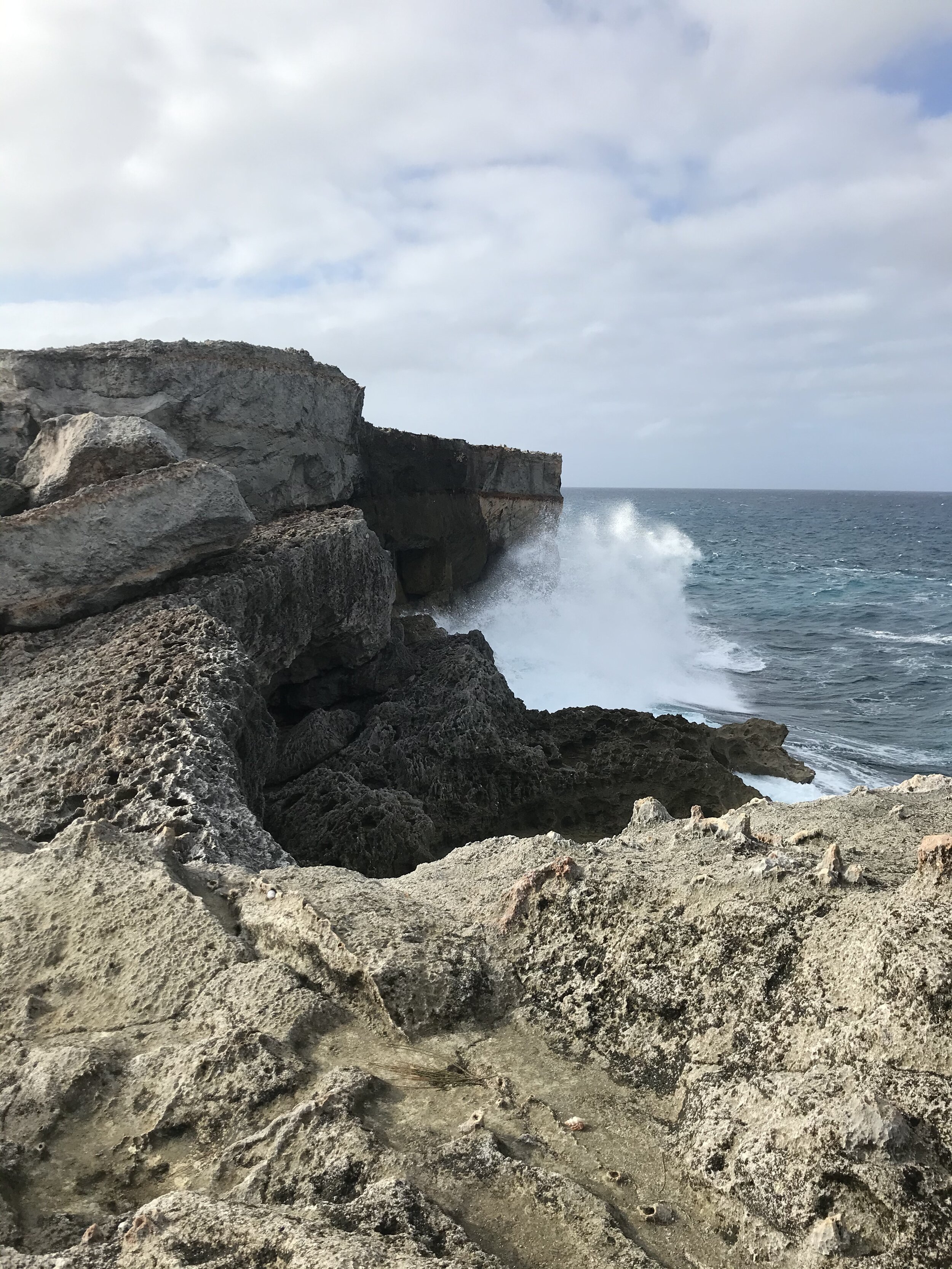 TheCliffs02.jpg