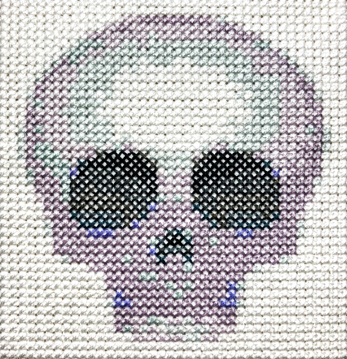 skull Cotton thread on aida cloth 3.8 x 3.8 inches 2018