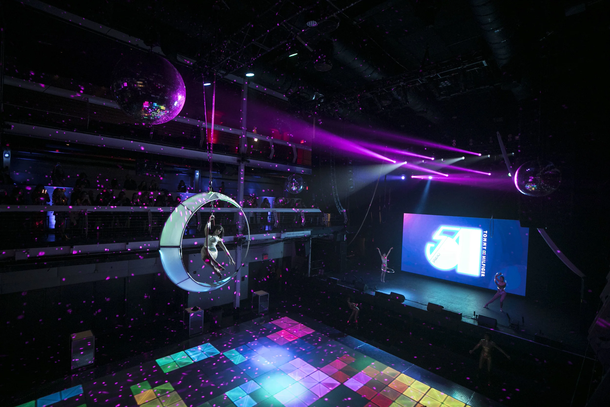 tommy_holiday17nyc_127.jpg